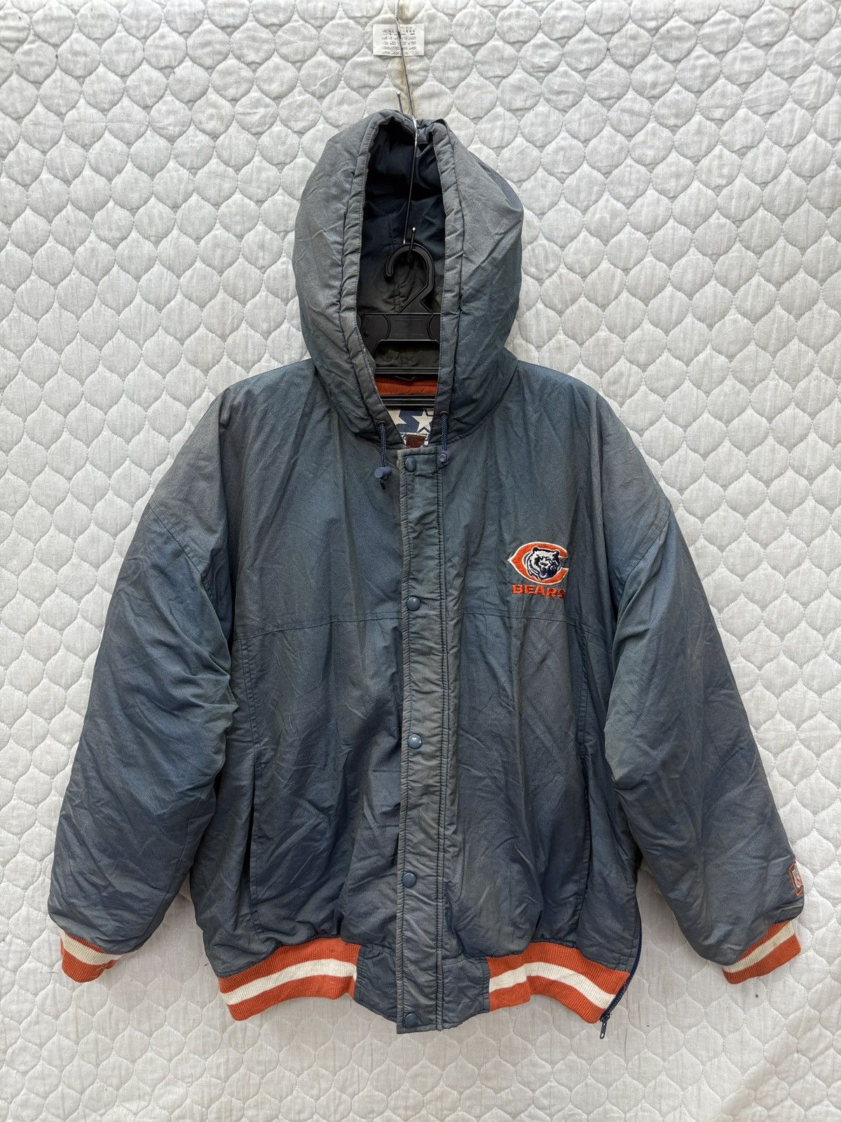 Starter 💥💥🔥STEALS VTG NFL STARTER BEARS SUNFADED JACKET Size US L / EU 52-54 / 3 - 4 Thumbnail