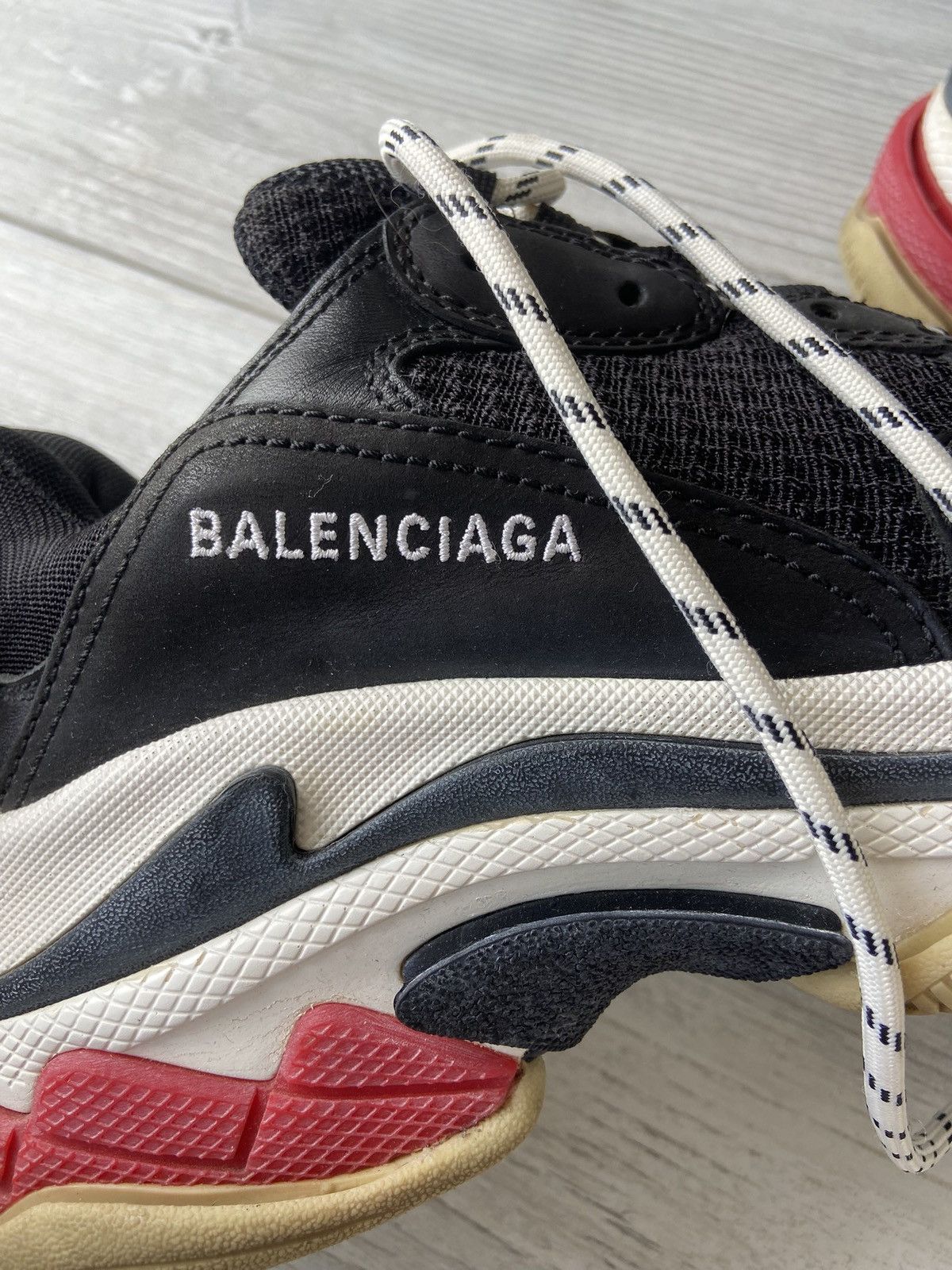 Balenciaga Balenciaga Triple S Sneakers Size US 7 / EU 40 - 4 Thumbnail