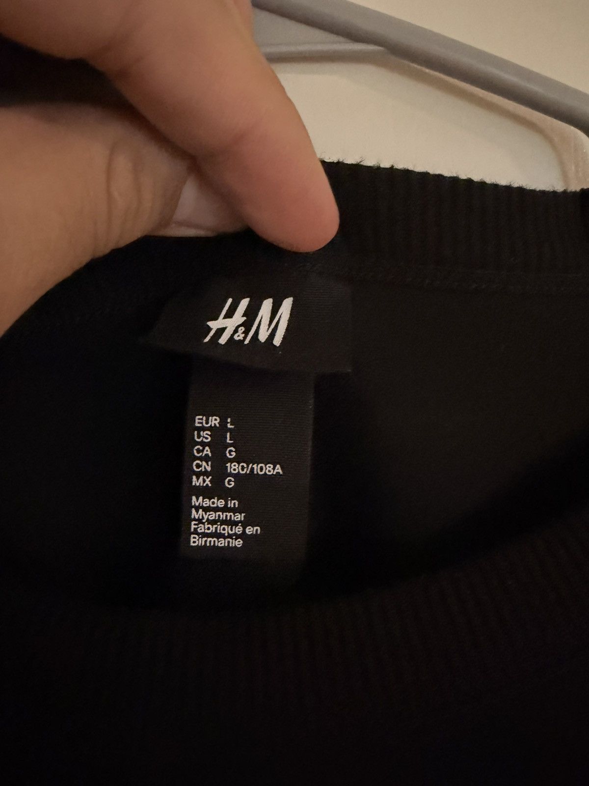 H&M × The Weeknd H&M x The Weeknd XO Crewneck Size US L / EU 52-54 / 3 - 4 Thumbnail