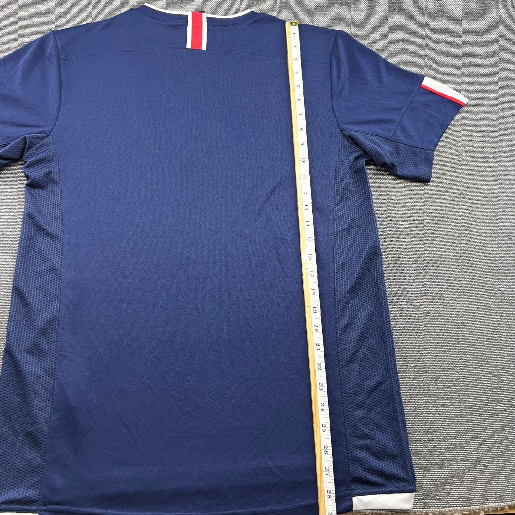 Umbro Umbro Valerenga Mens Training Football Jersey Blue Adult Shirt L Short Sleeve Premium Moisture Wicking Quick Dry Athletic Football Theme Size US L / EU 52-54 / 3 - 6 Thumbnail
