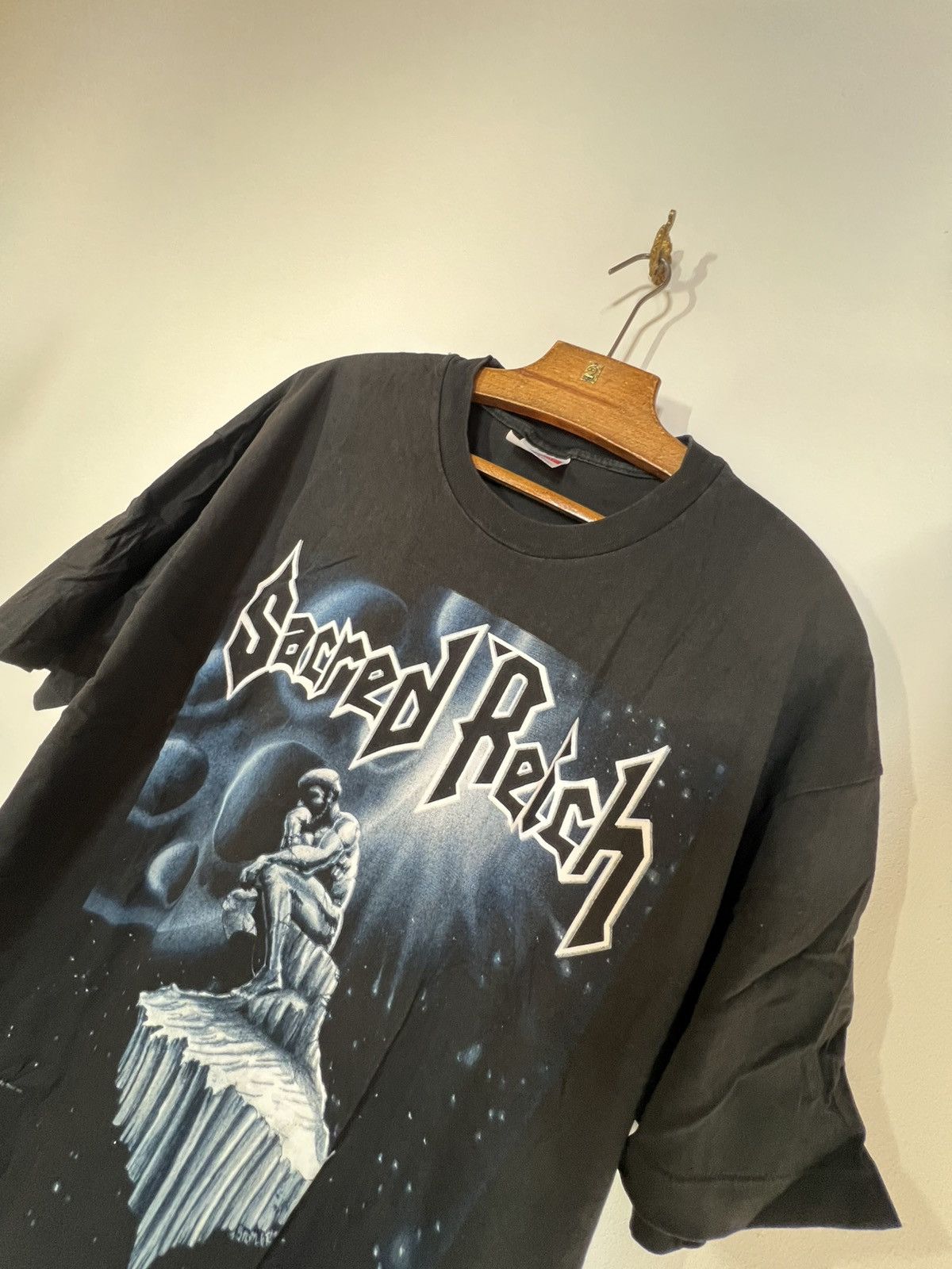 Band Tees Sacred Reich early 90s vintage shirt Size US XL / EU 56 / 4 - 4 Thumbnail