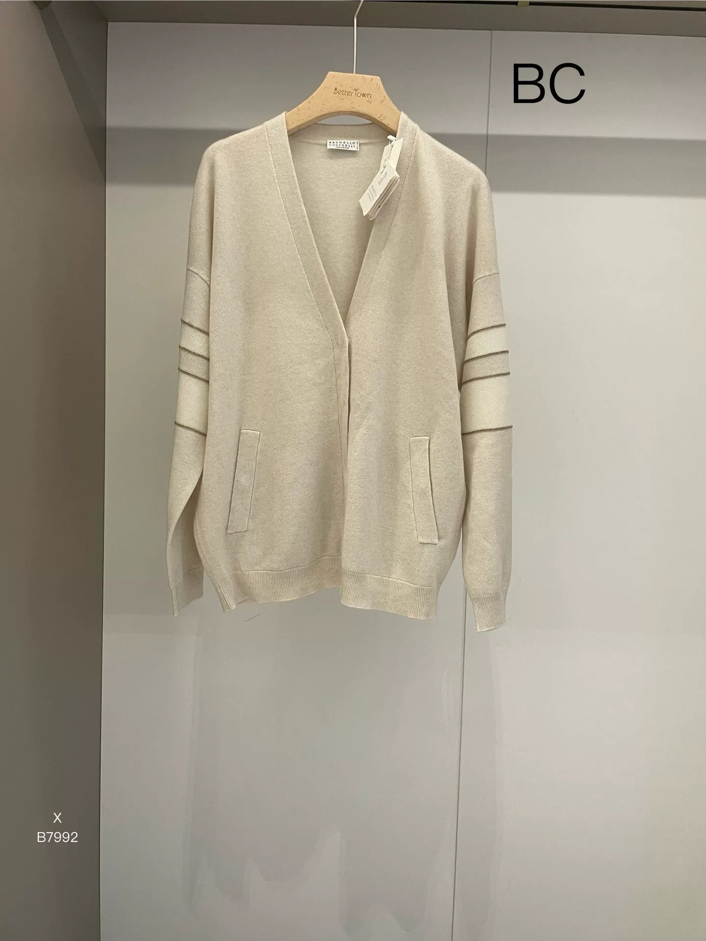 Brunello Cucinelli Brunello Cucinelli Beige Cashmere Cardigan Size US L / EU 52-54 / 3 - 1 Thumbnail