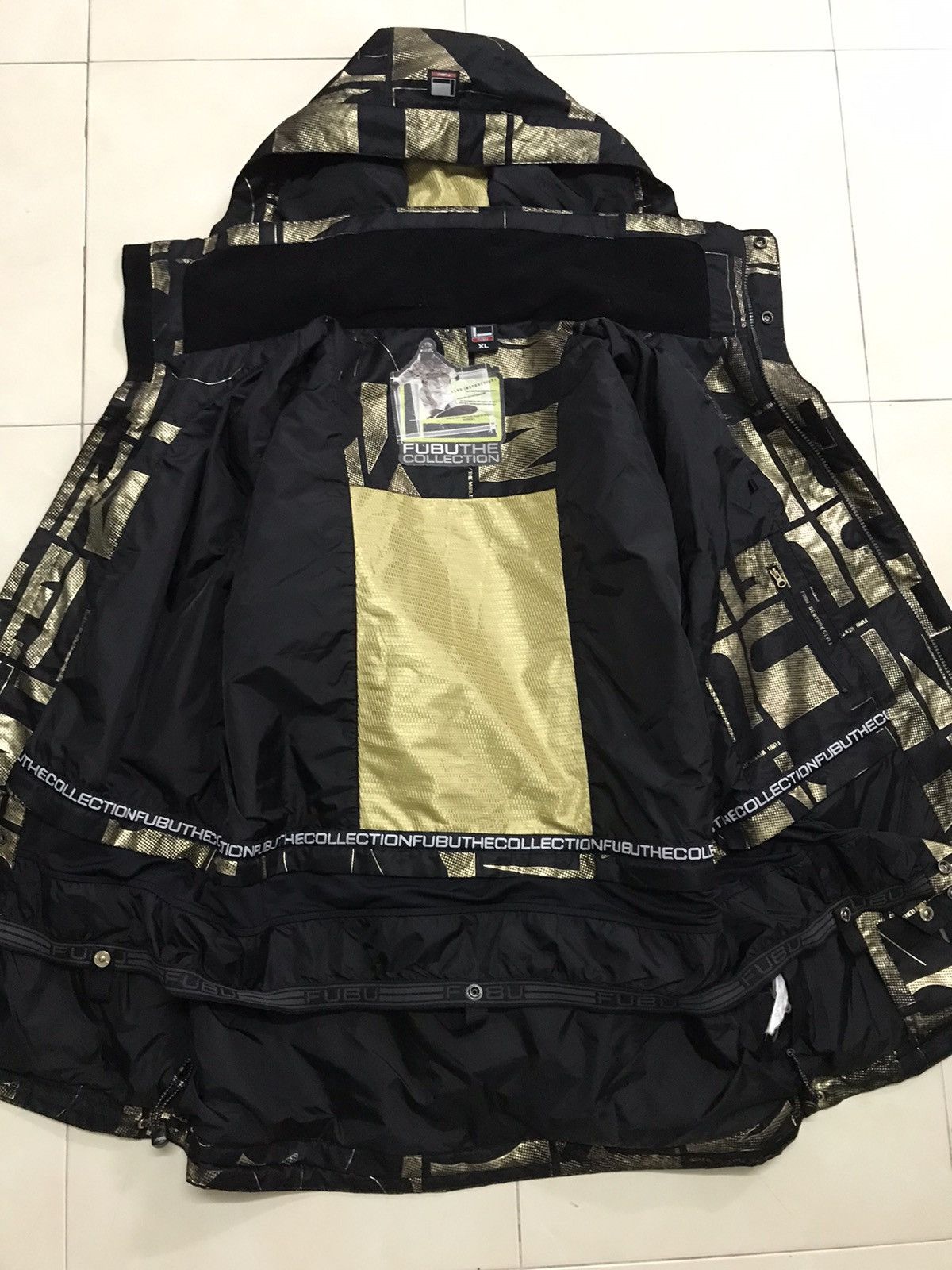 Fubu × Sports Specialties SNOWBOARDING JACKET BLACK GOLD FUBU Size US XL / EU 56 / 4 - 7 Thumbnail