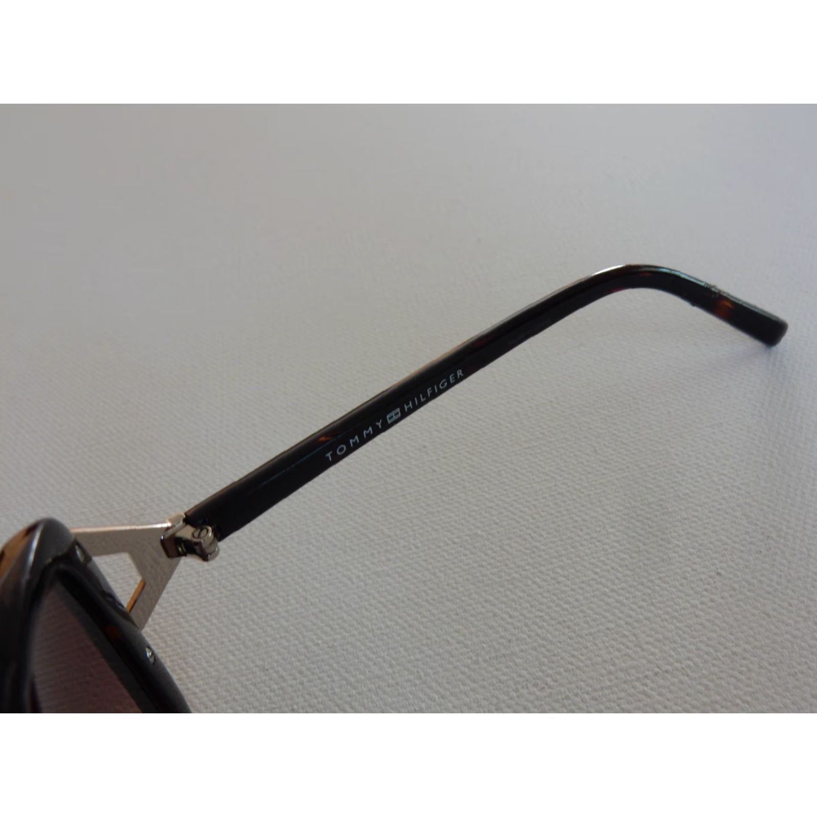 Tommy Hilfiger VINTAGE Tommy Hilfiger Sunglasses Women's Butterfly Brown Frame 58x13mm Size ONE SIZE - 5 Thumbnail