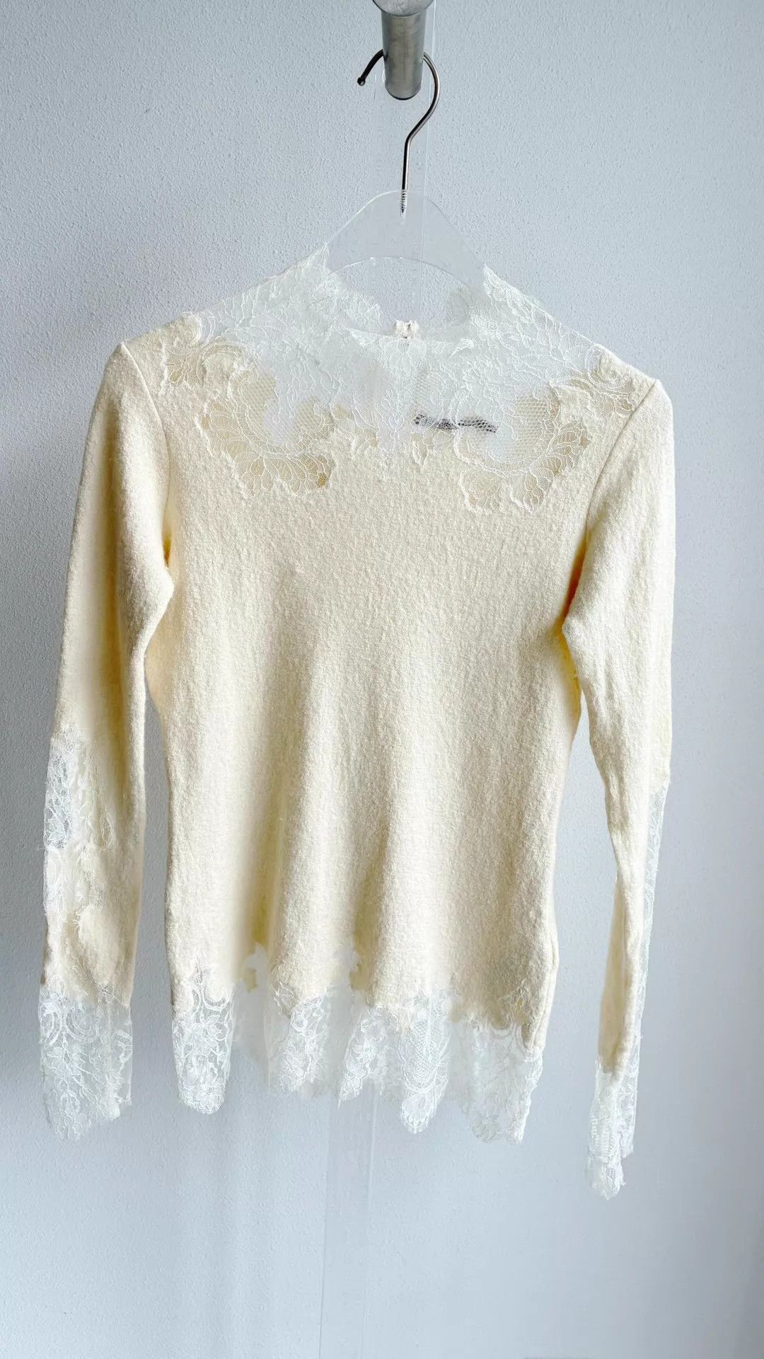 Ermanno Scervino ERMANNO SCERVINO White Lace Cashmere Sweater Womens 38 Size XS / US 0-2 / IT 36-38 - 1 Thumbnail