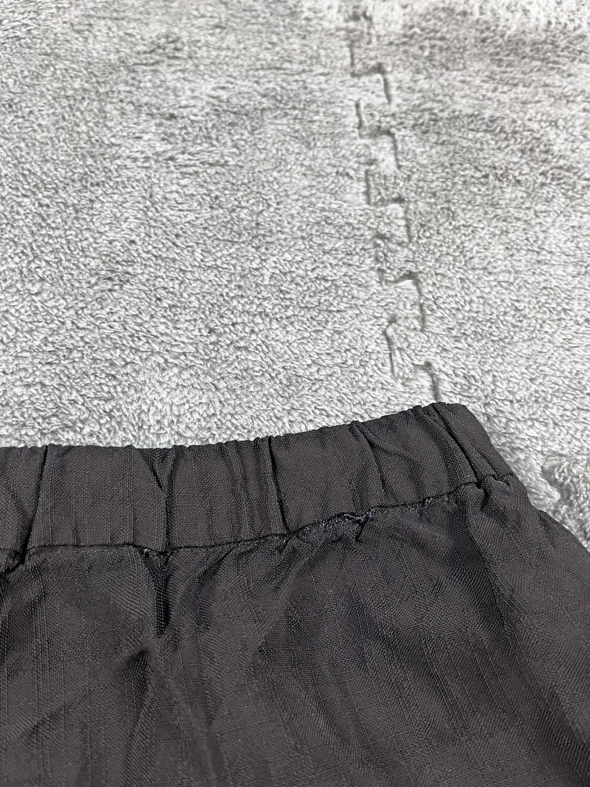 Sandro Vintage Sandro 2000s viscose shorts avantgarde old money Size 26" / US 2 / IT 38 - 8 Thumbnail