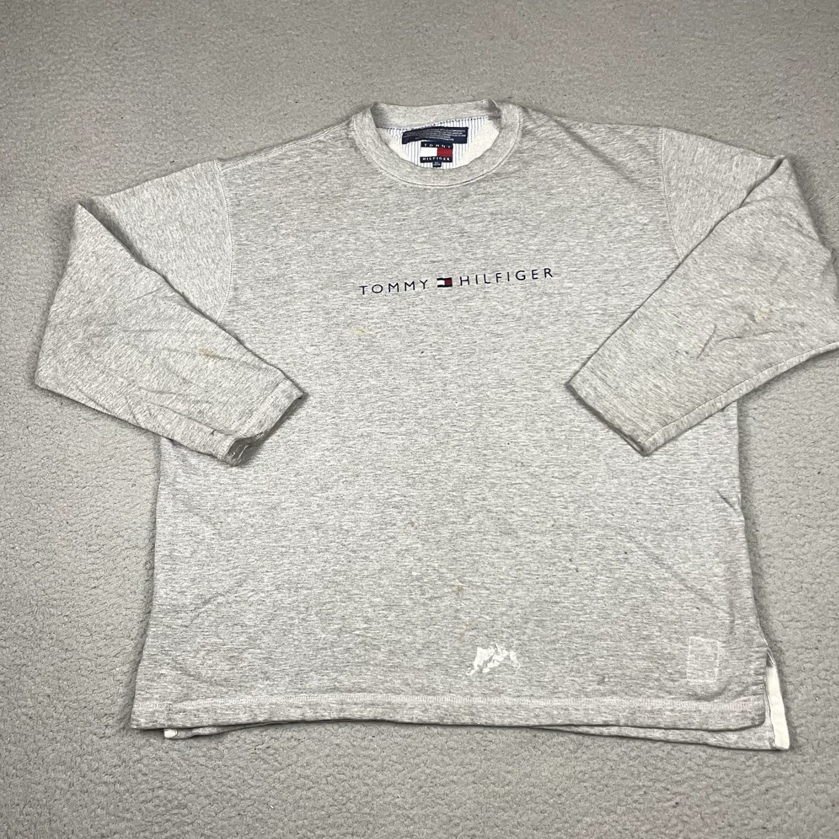 Tommy Hilfiger VINTAGE Tommy Hilfiger Sweatshirt Adult XL Gray 90s Classic Distressed Flag Logo Pullover Crew Neck Unisex Mens Womens Size US XL / EU 56 / 4 - 2 Thumbnail