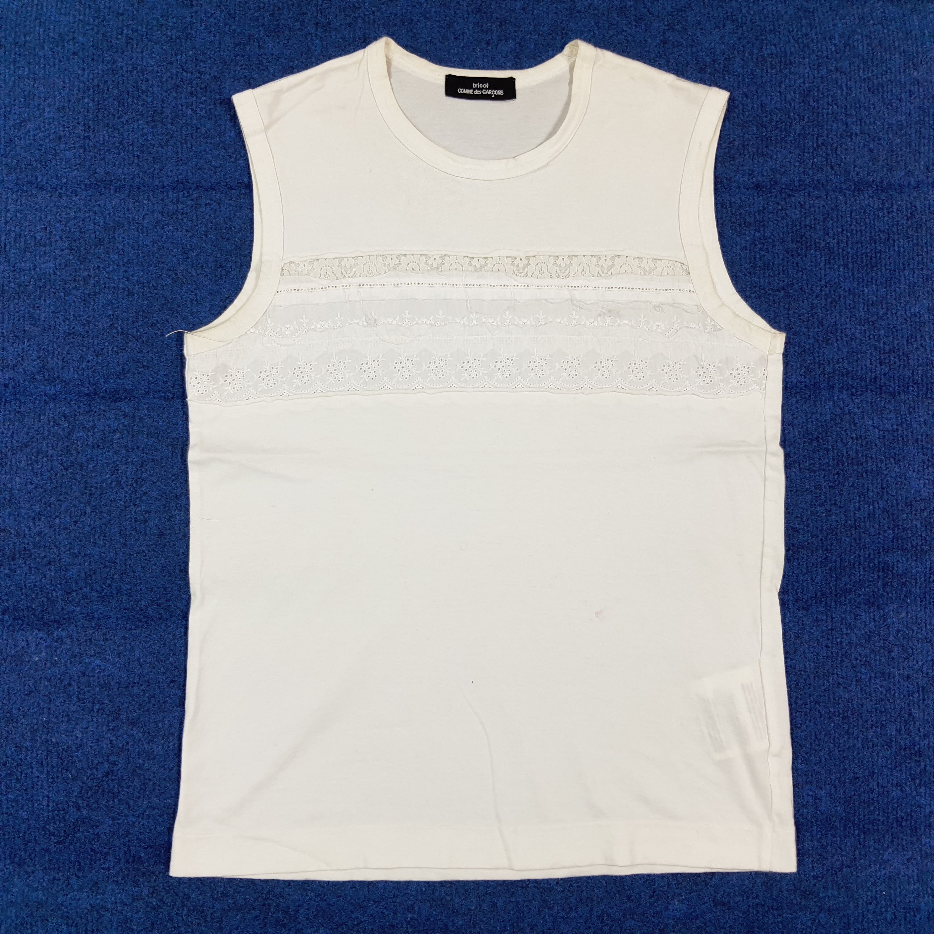 Tricot Comme des Garcons Vintage 2005 tricot COMME des GARCONS Lace Trim Tank Top Size S / US 4 / IT 40 - 1 Thumbnail