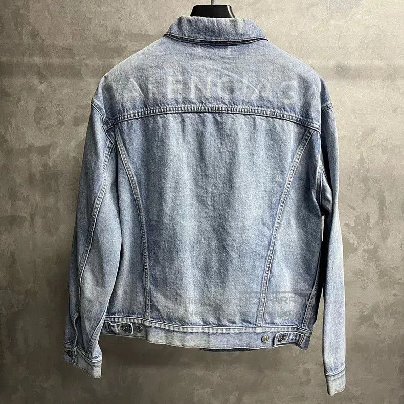 Balenciaga Balenciaga Blue Logo Denim Jacket. Size US S / EU 44-46 / 1 - 2 Thumbnail