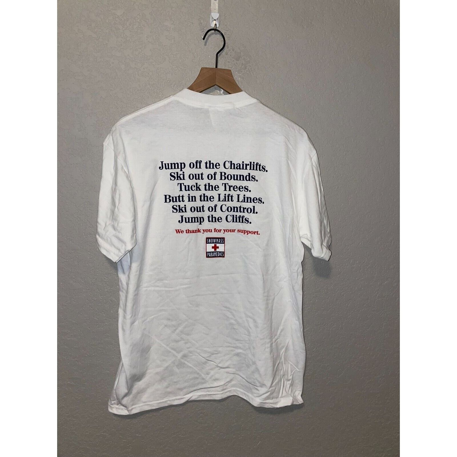 Jerzees 90s Vintage Snowmass Paramedics Medic Funny Shirt VTG M Size US M / EU 48-50 / 2 - 1 Thumbnail