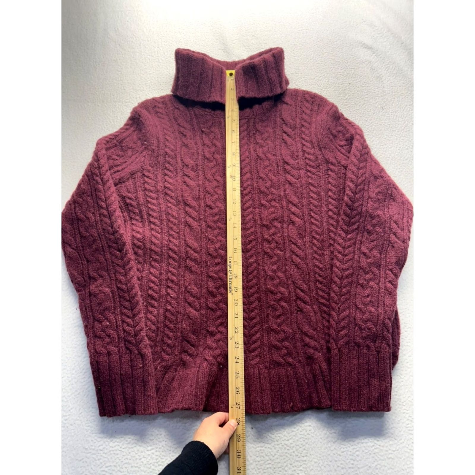 Duluth Trading Company VINTAGE Women’s Duluth Trading Co Turtleneck Sweater XL Maroon Wool, Cashmere, Nylon Pullover Crew Neck/ Cable Knit Womens Size XL / US 12-14 / IT 48-50 - 5 Thumbnail