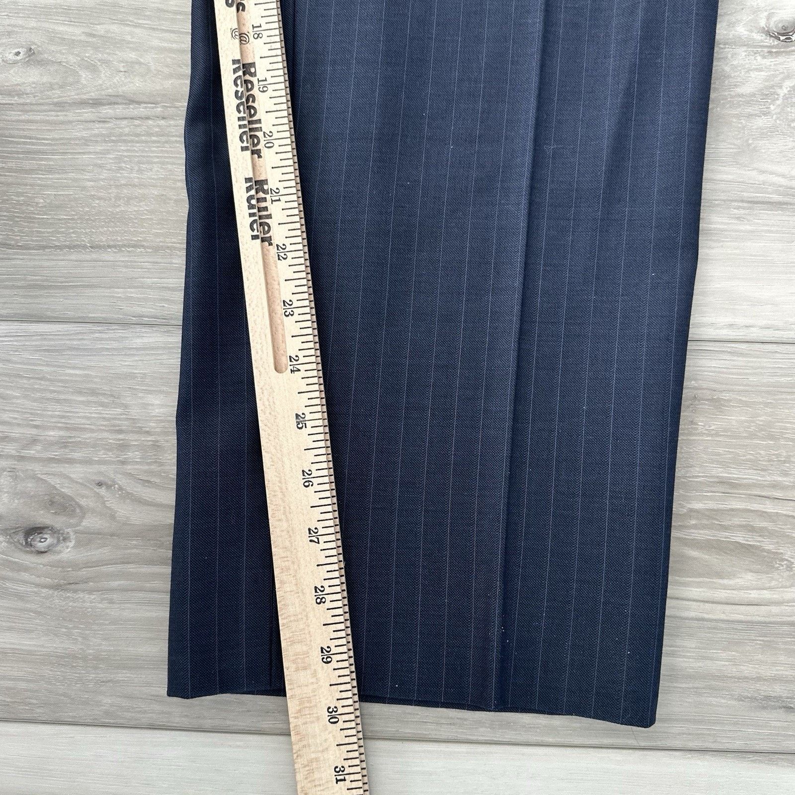 Daniel Cremieux Daniel Cremieux Loro Piana Super 130 Navy Pinstripe 42S Suit Size 42S - 9 Thumbnail