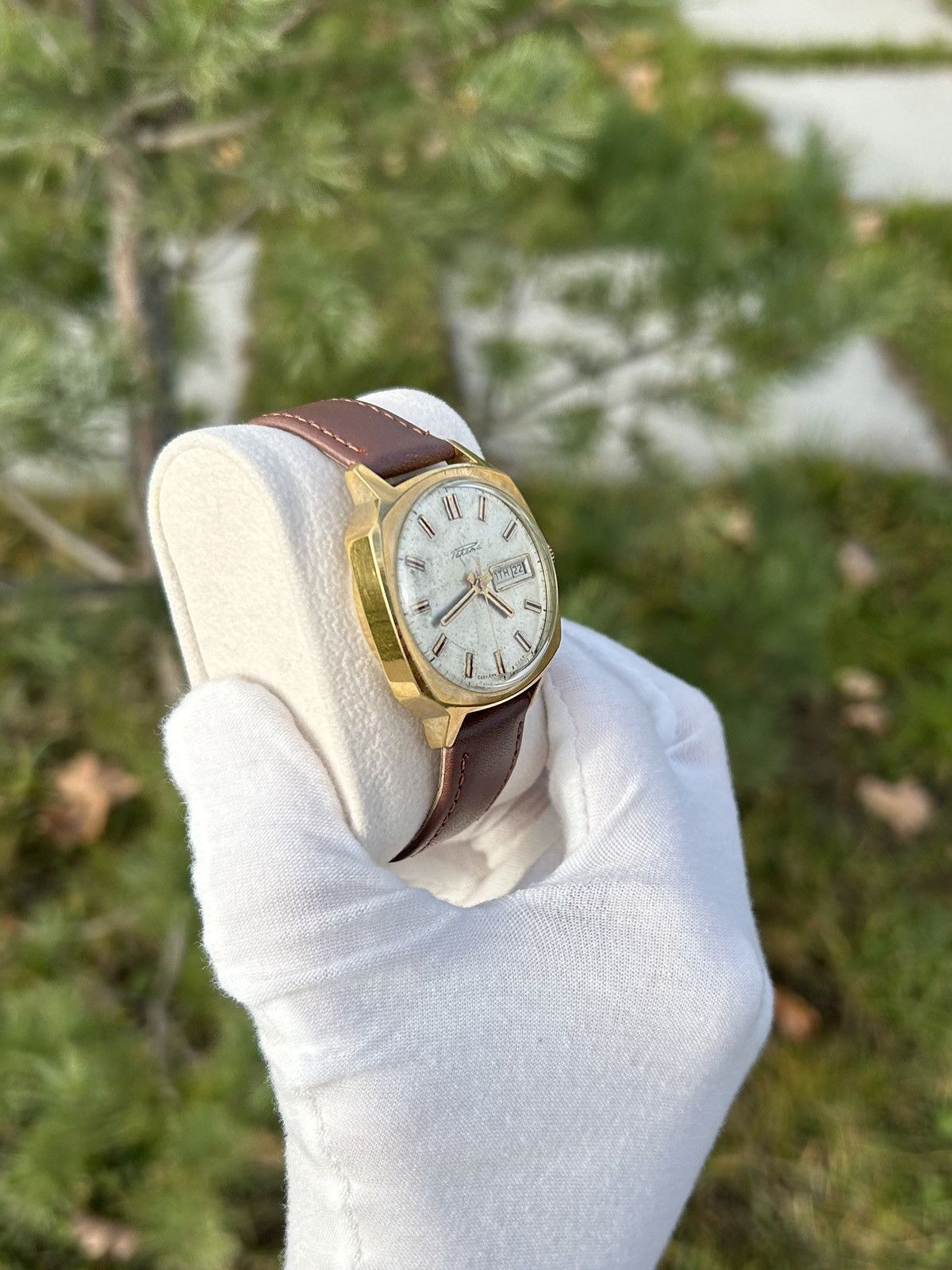 Vintage Vintage Watch Raketa USSR Soviet Mechanical 1980s Size ONE SIZE - 6 Thumbnail