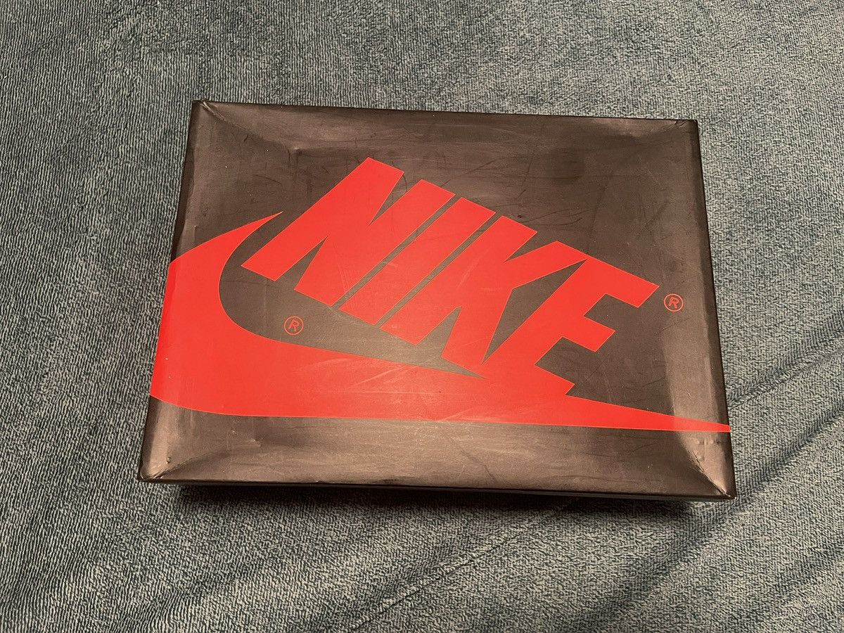 Nike Nike Jordan 1 switch Purple Pulse Size US 12 / EU 45 - 8 Thumbnail