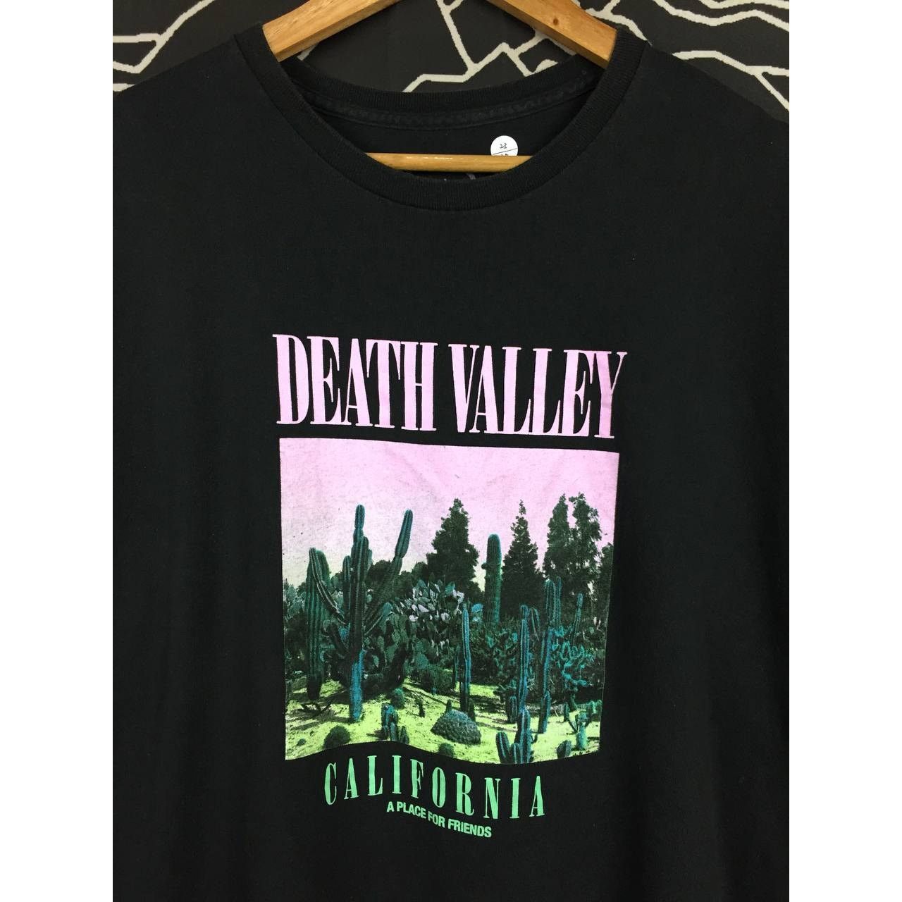 Other CVLA Death Valley California A Place For Friends Tee Size US XL / EU 56 / 4 - 3 Thumbnail