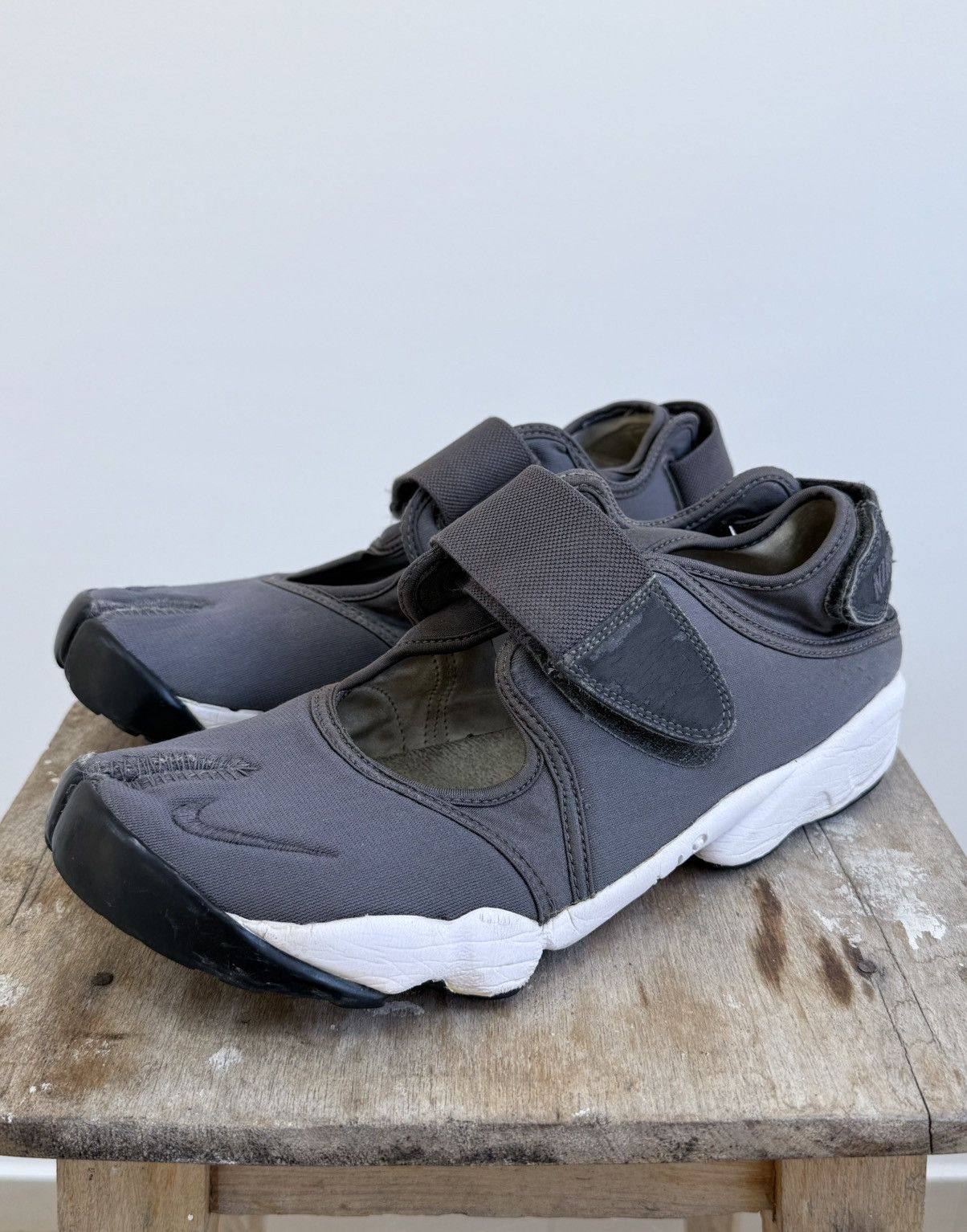 Vintage Nike Rift Tabi Sneakers Japanese Style