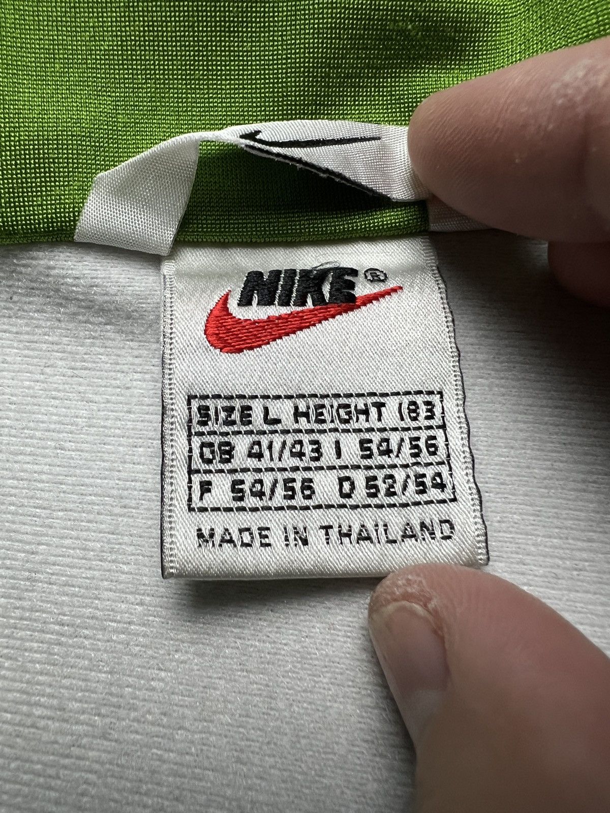 Nike 🇺🇸 Nike Vintage Zipper Jacket central swoosh logo y2k 90s Size US L / EU 52-54 / 3 - 13 Thumbnail