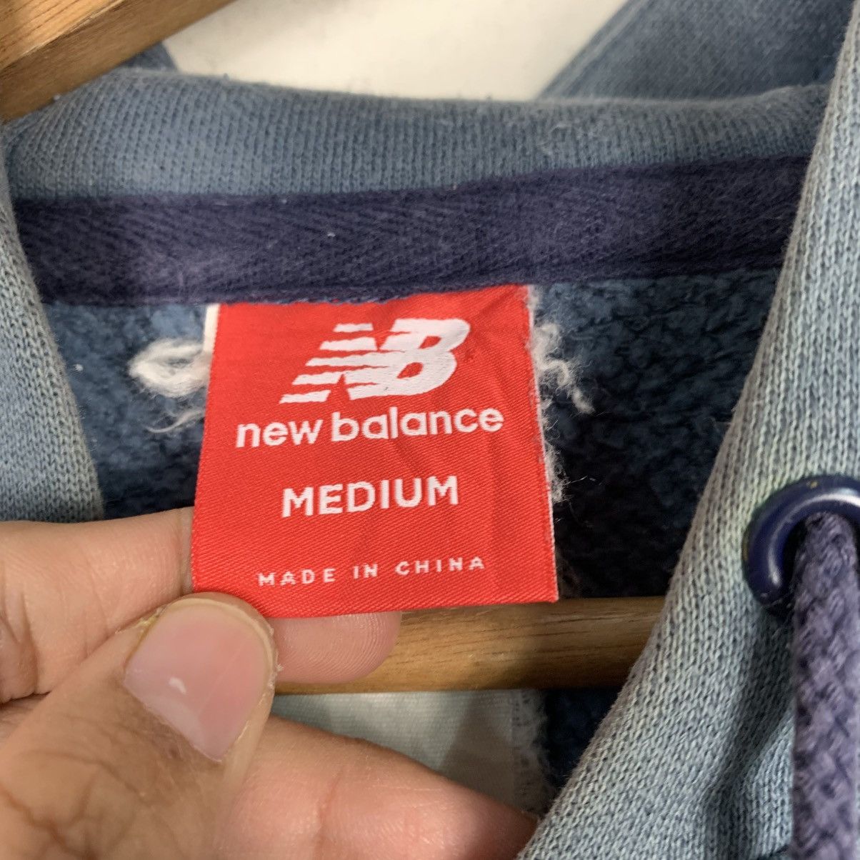 New Balance New Balance Big Logo Color Block Hoodie Size US M / EU 48-50 / 2 - 14 Thumbnail