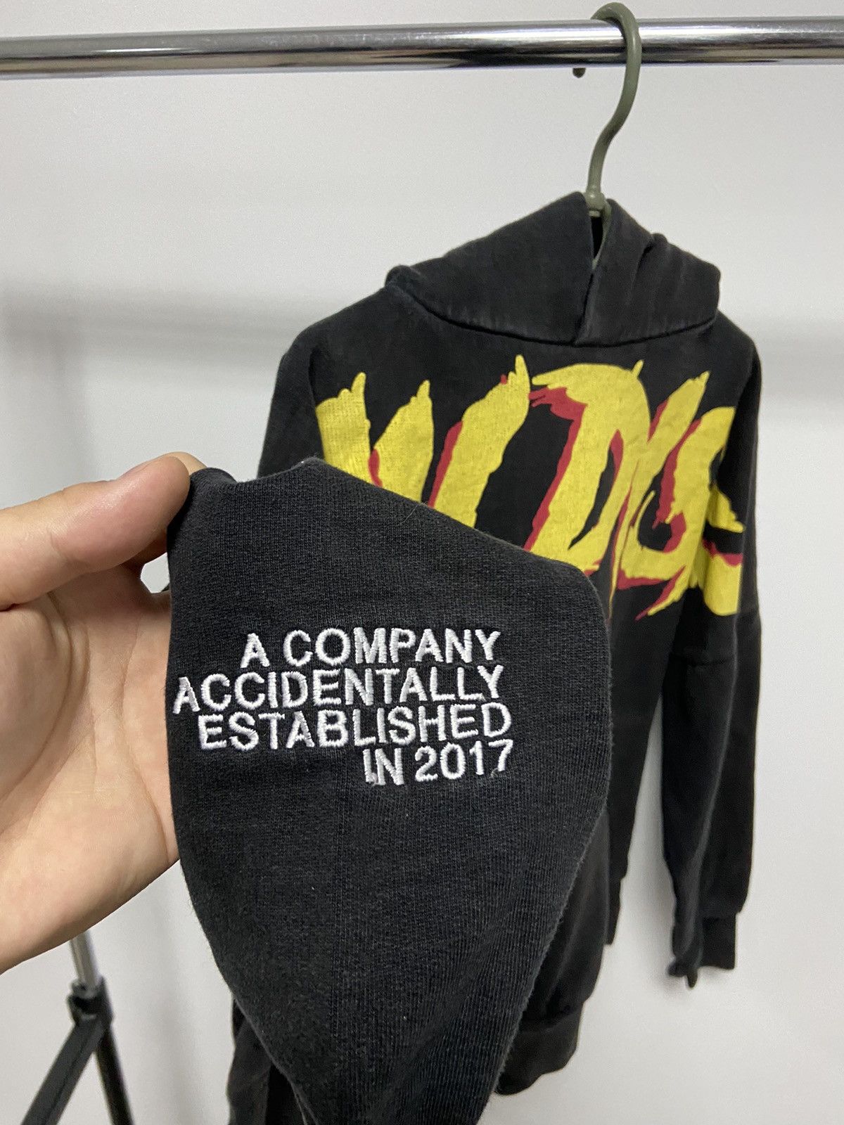 Japanese Brand × Vintage Childish Hoodie Big Logo Vintage Print Skateboarding Y2k Sk8 Size US S / EU 44-46 / 1 - 5 Thumbnail