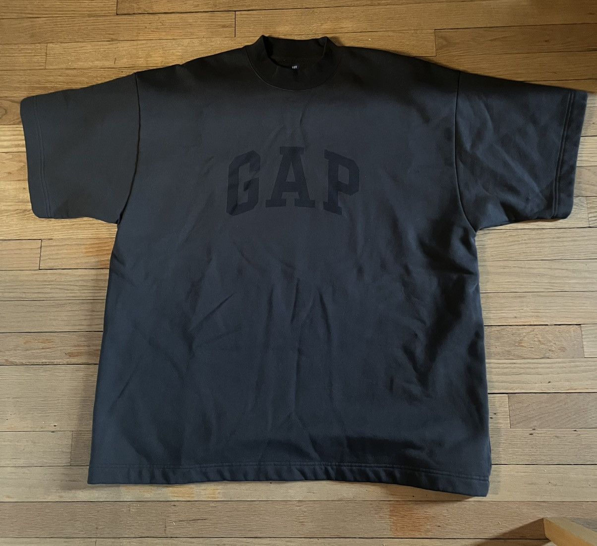 Balenciaga × Gap × Yeezy Yeezy Gap Dove Fleece Tshirt Size US M / EU 48-50 / 2 - 1 Thumbnail