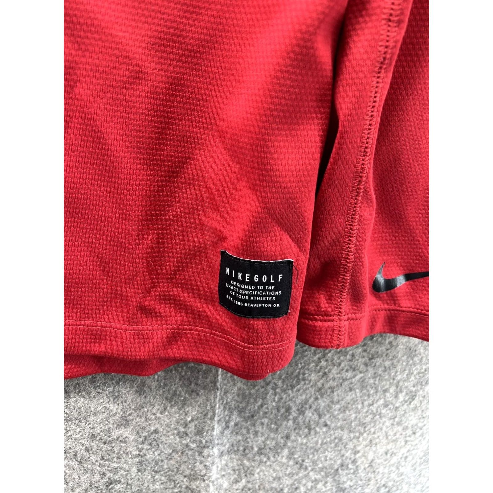 Nike Nike Dri-FIT Pullover Mens Large Red 1/4 Zip Golf Long Sleeve Shirt Top Knit Size US L / EU 52-54 / 3 - 2 Thumbnail