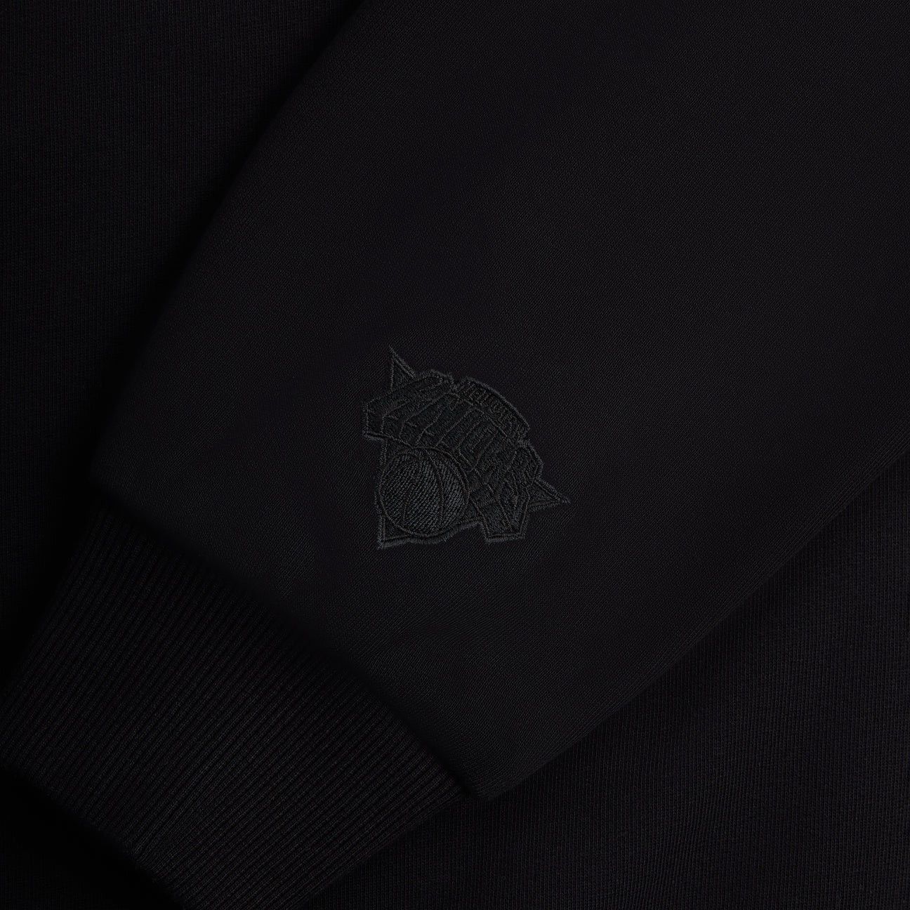 Kith Kith for the NY Knicks Vintage Nelson Crewneck Black XL Size US XL / EU 56 / 4 - 5 Thumbnail