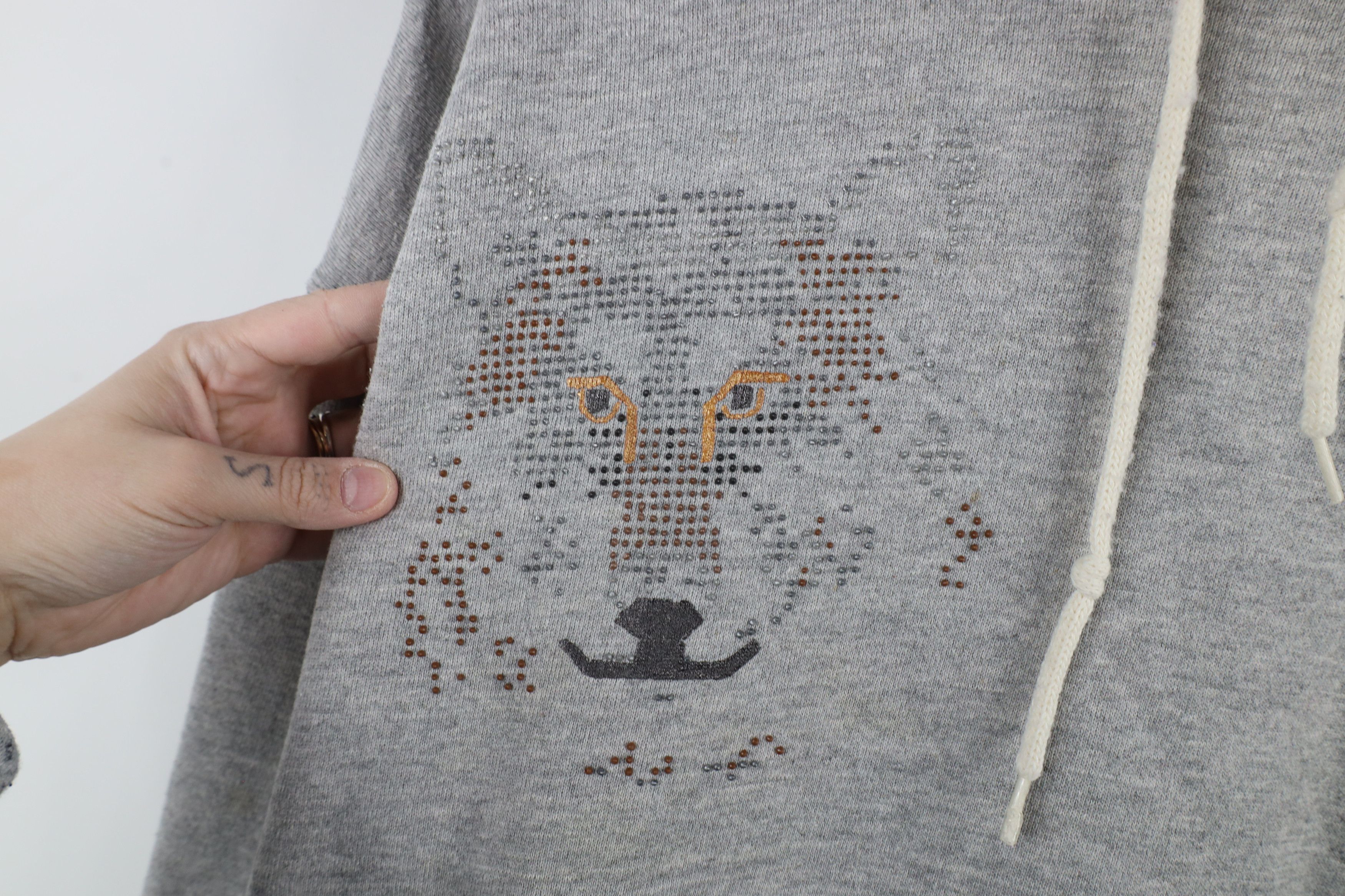 Vintage Vintage 90s Streetwear Puff Paint Dot Nature Wolf Hoodie USA Size US XL / EU 56 / 4 - 4 Thumbnail