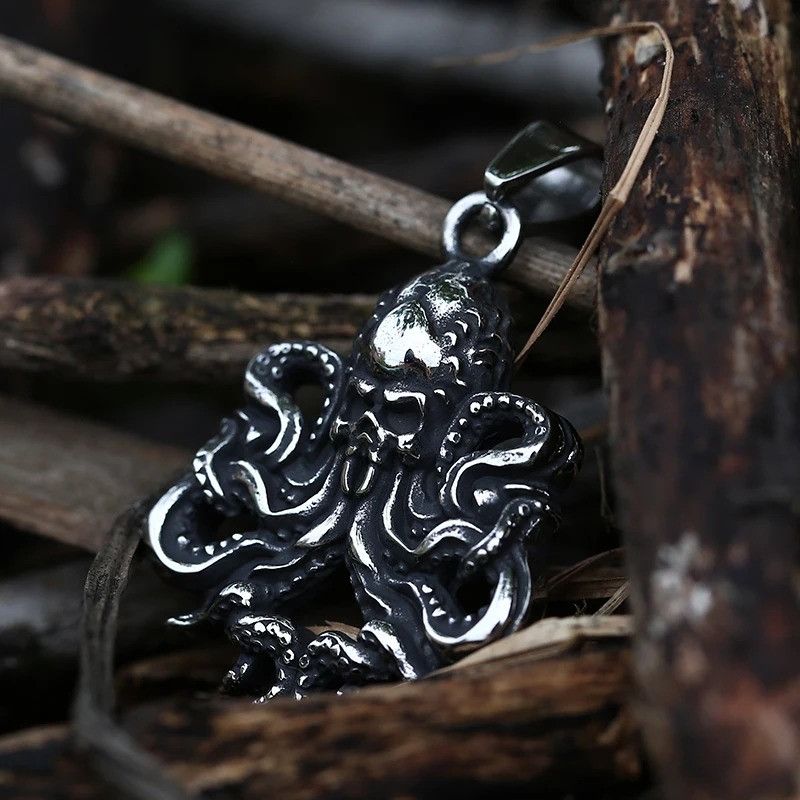 Japanese Brand × Jewelry Octopus Skull Pendant Necklace 2025 Size ONE SIZE - 3 Thumbnail