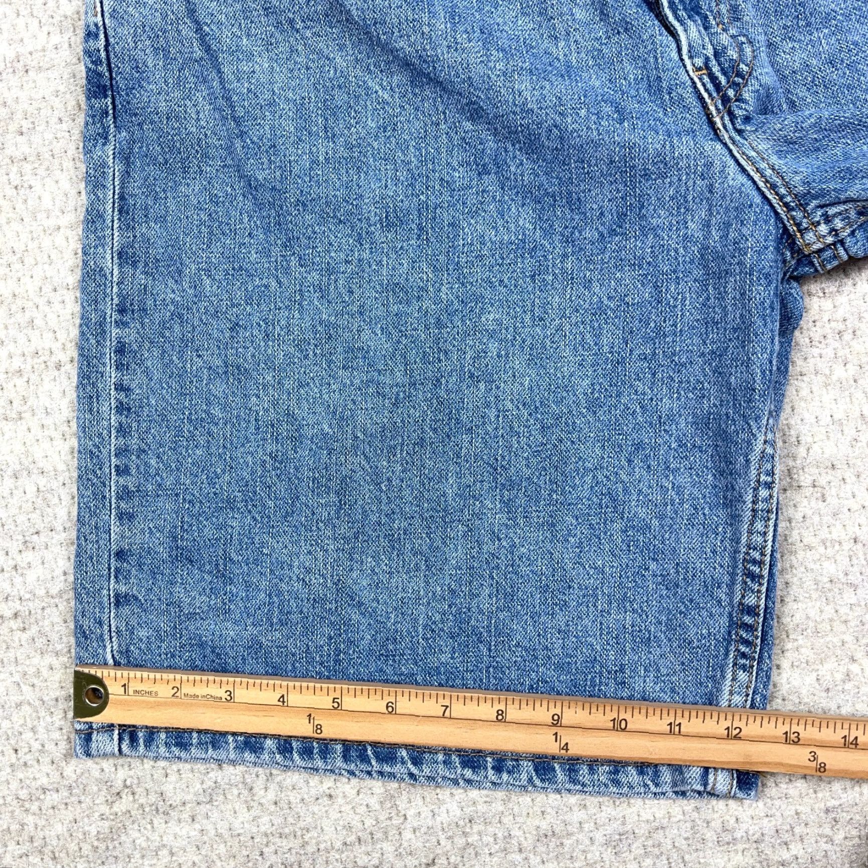 Levi's Levi's 550 Shorts Men 38 Relaxed Loose Fit Blue Denim Bermuda Jean Jorts Baggy Y2K 90s Hipster Retro Classic Logo Mens Size US 38 / EU 54 - 3 Thumbnail
