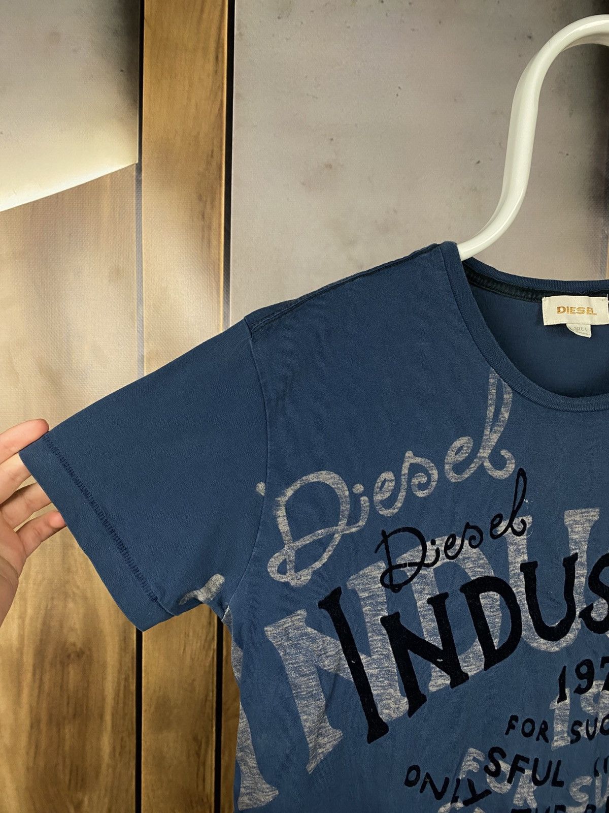 Diesel ⛽️Vintage T-Shirt Diesel Overprint Big Logo Art Tee⛽️ Size US L / EU 52-54 / 3 - 3 Thumbnail