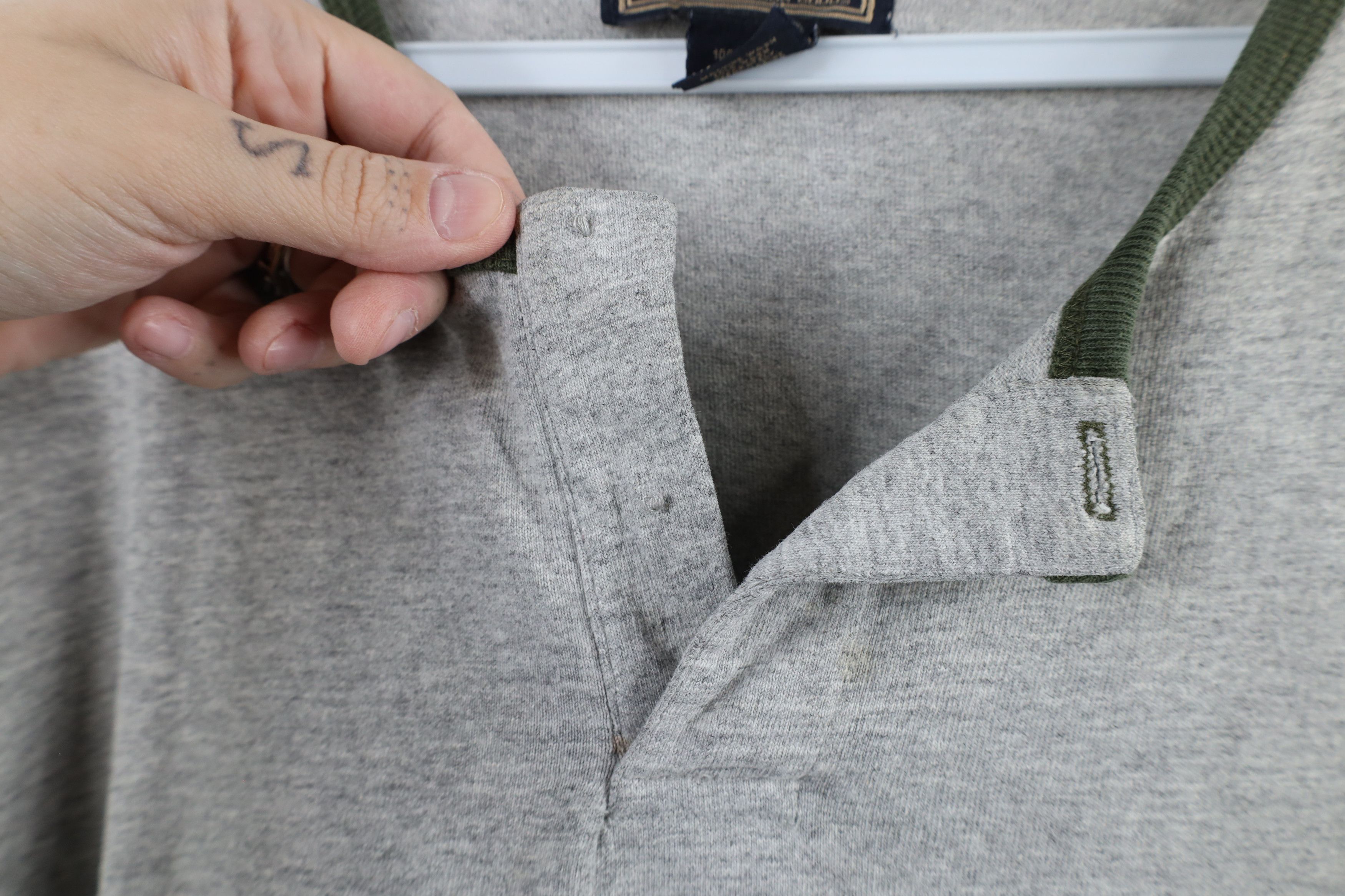 Abercrombie & Fitch × Vintage Vintage 90s Abercrombie & Fitch Long Sleeve Henley T-Shirt Size US XL / EU 56 / 4 - 6 Thumbnail