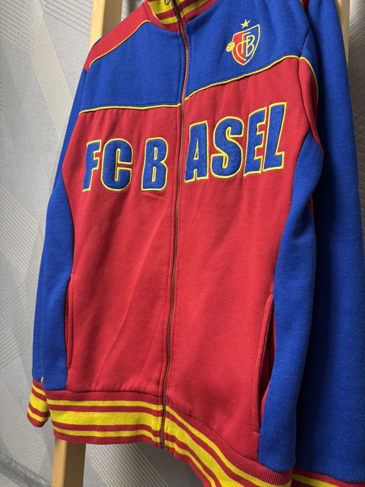 Vintage Vintage FC Basel 1893 Streetwear Zip Hoodie Size US M / EU 48-50 / 2 - 6 Thumbnail