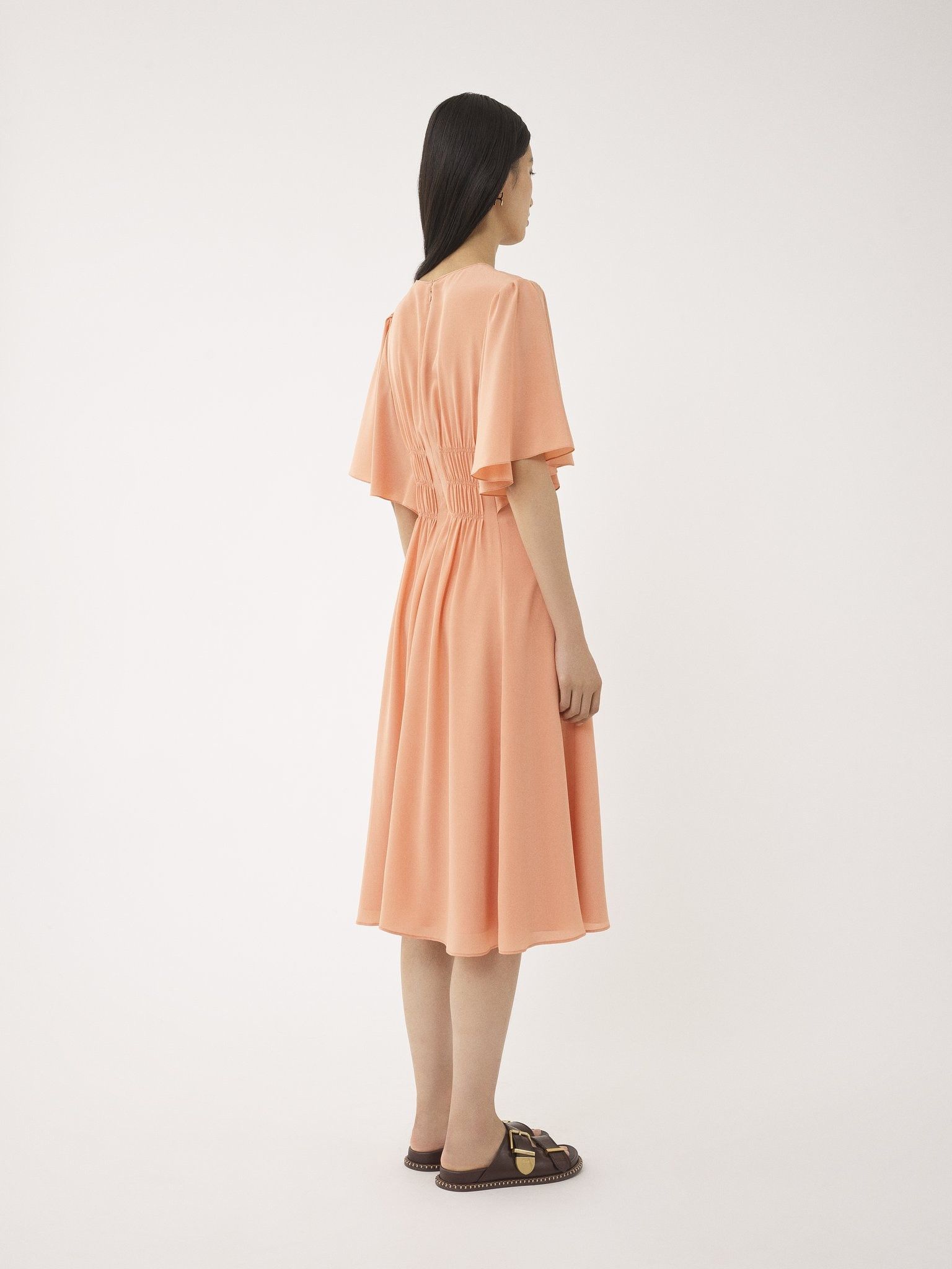 Chloe o1y0825 Midi Dress in Salmon Pink Size M / US 6-8 / IT 42-44 - 5 Thumbnail