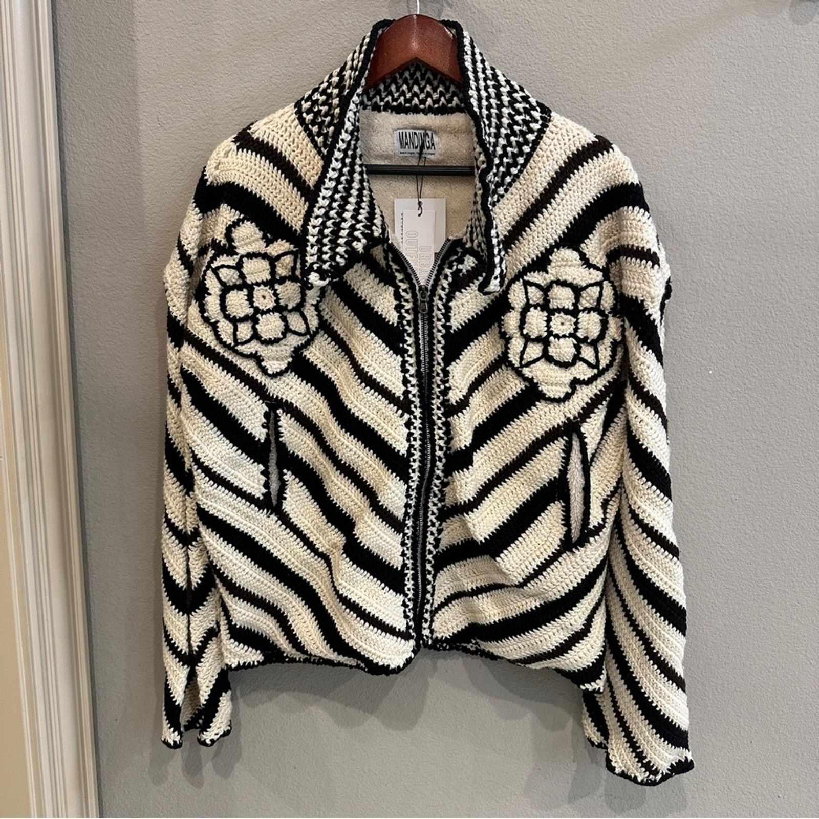 Urban Outfitters MANDINGA | Urban Outfitters | XL Black & Cream Knit Jacket Size XL / US 12-14 / IT 48-50 - 6 Thumbnail