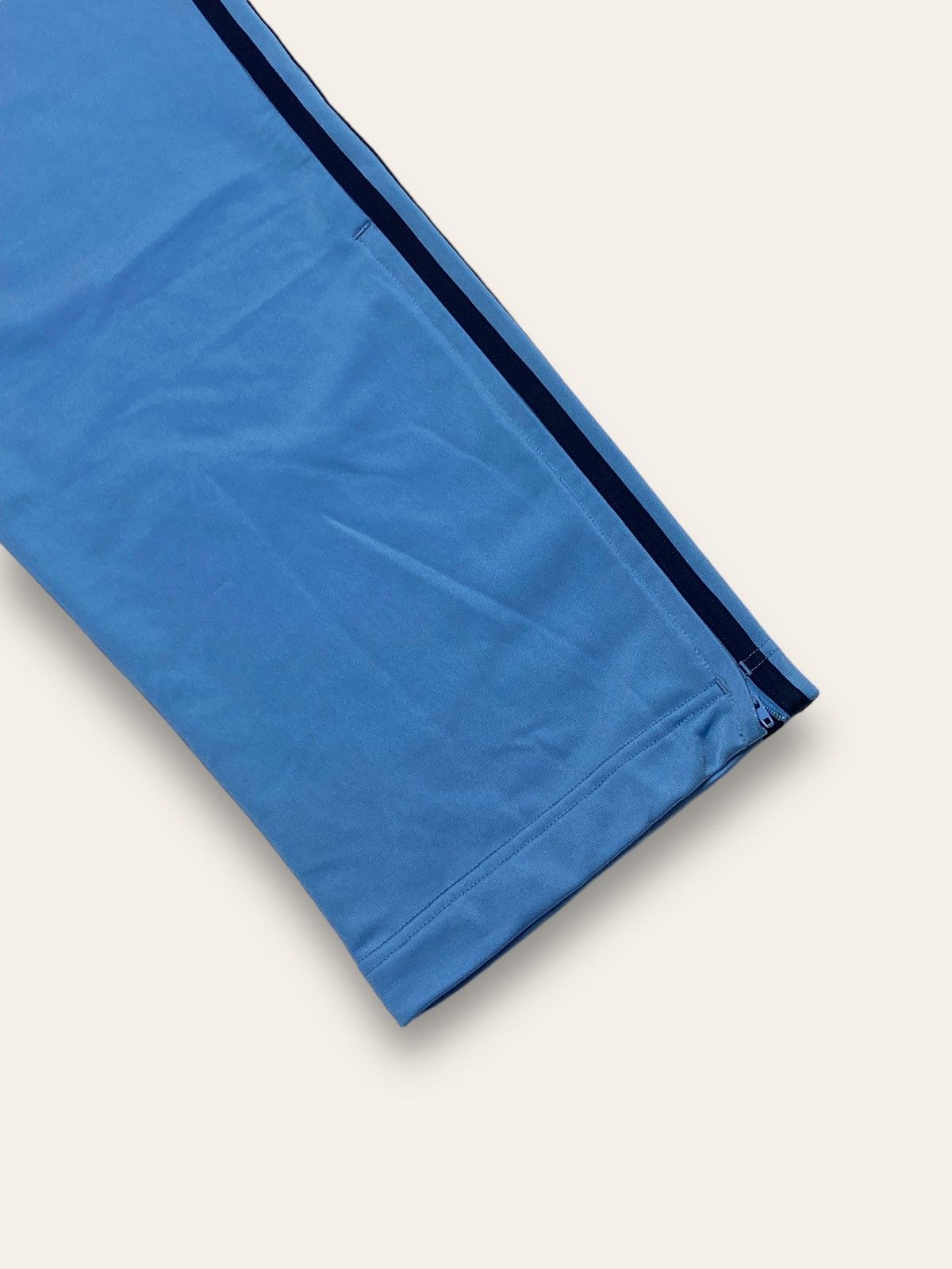Adidas Vintage ADIDAS Originals Blue Track Pants Y2K Wide Baggy Size US 34 / EU 50 - 9 Thumbnail