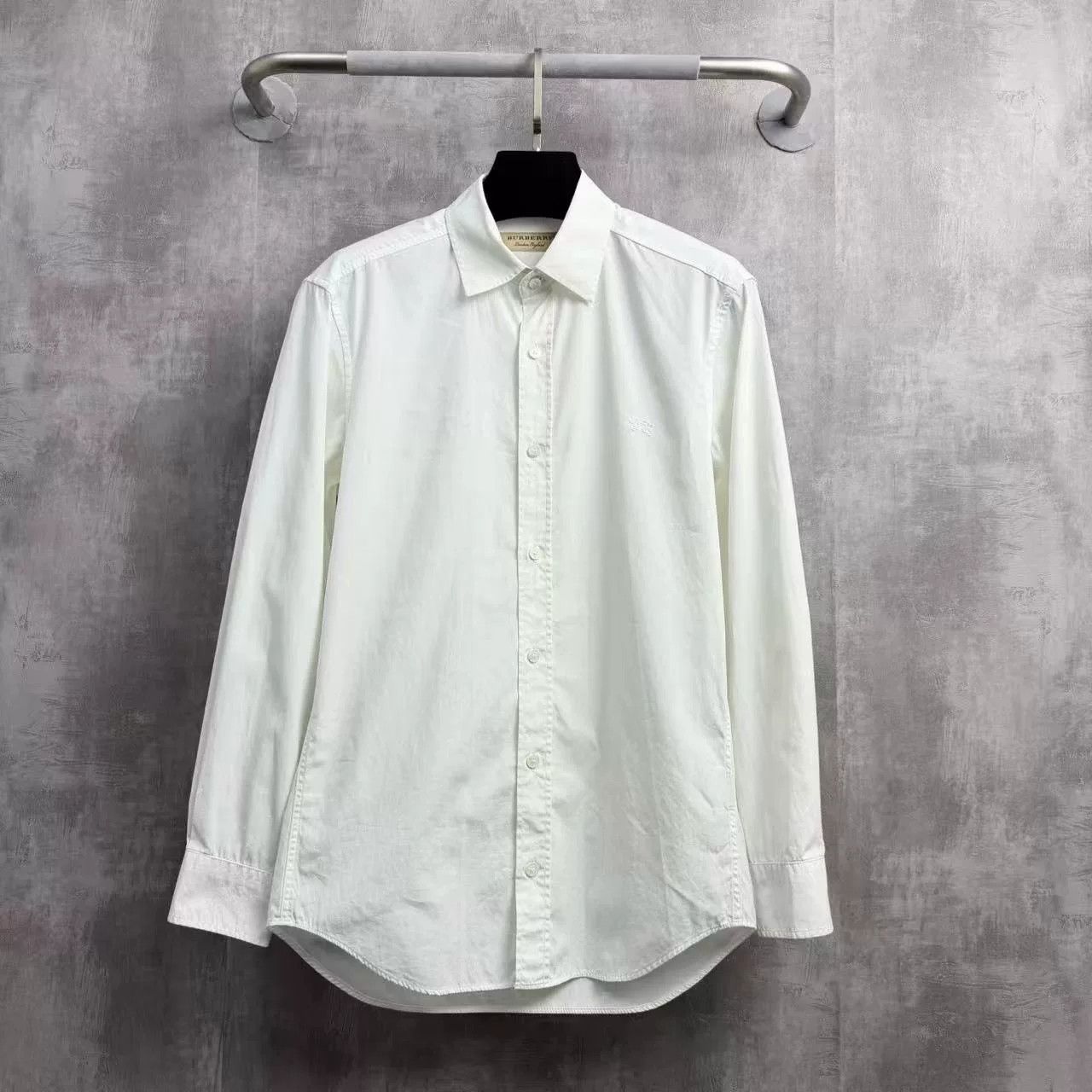Burberry Burberry Check Lining Embroidered Knight Shirt Size US XS / EU 42 / 0 - 1 Thumbnail