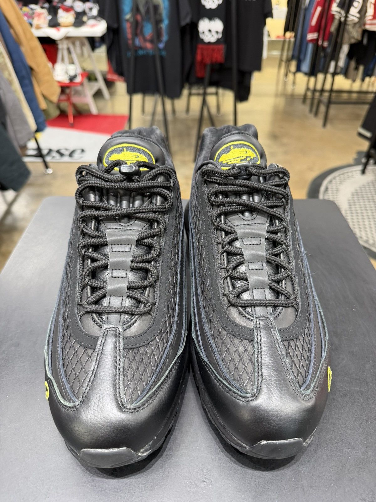 Corteiz × Nike Nike Air Max 95 Corteiz Honey Black Size 11 (2025) Size US 11 / EU 44 - 2 Thumbnail