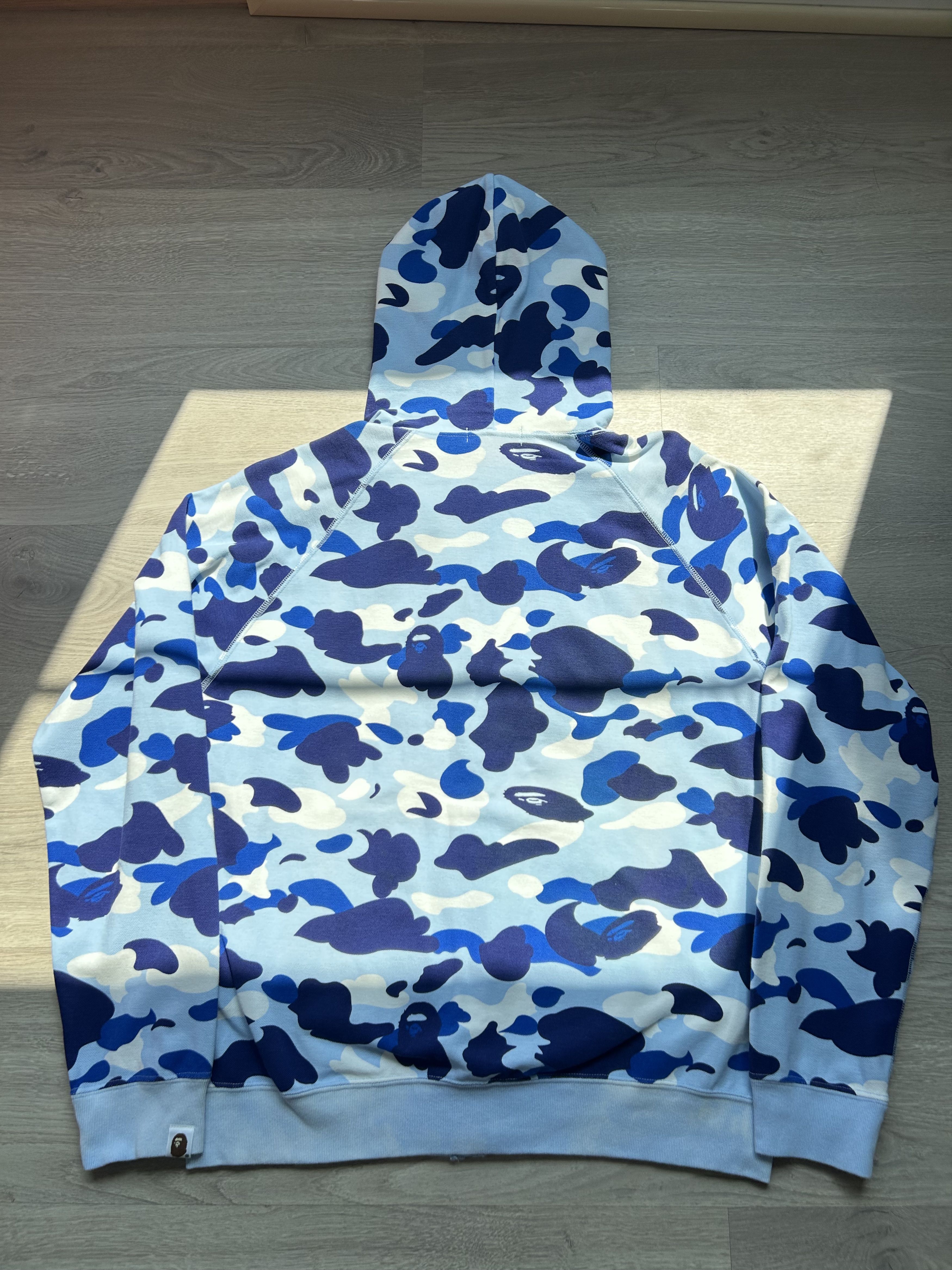 Bape 2009 Bape Nagoya City Camo Zip Up Hoodie [Size M] Size US M / EU 48-50 / 2 - 6 Thumbnail