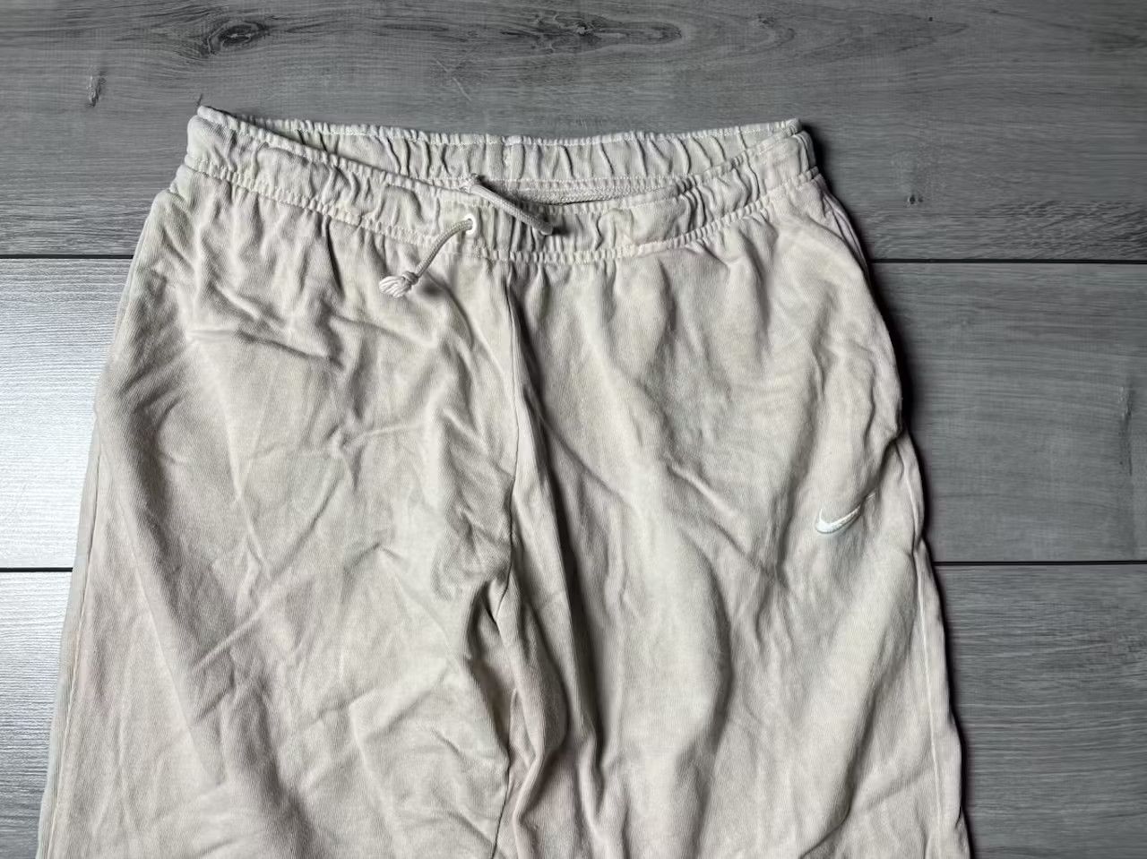 Nike Nike sweatpants size Medium Size US 32 / EU 48 - 3 Thumbnail