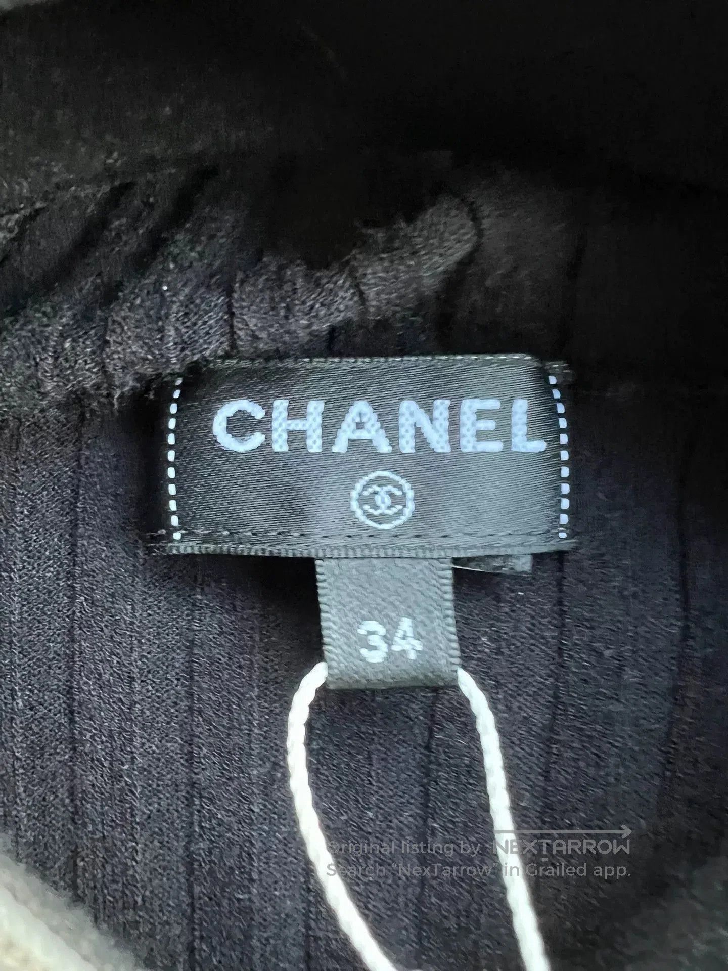 Chanel Chanel 25C Hooded T-Shirt Size 34. Size US S / EU 44-46 / 1 - 3 Thumbnail