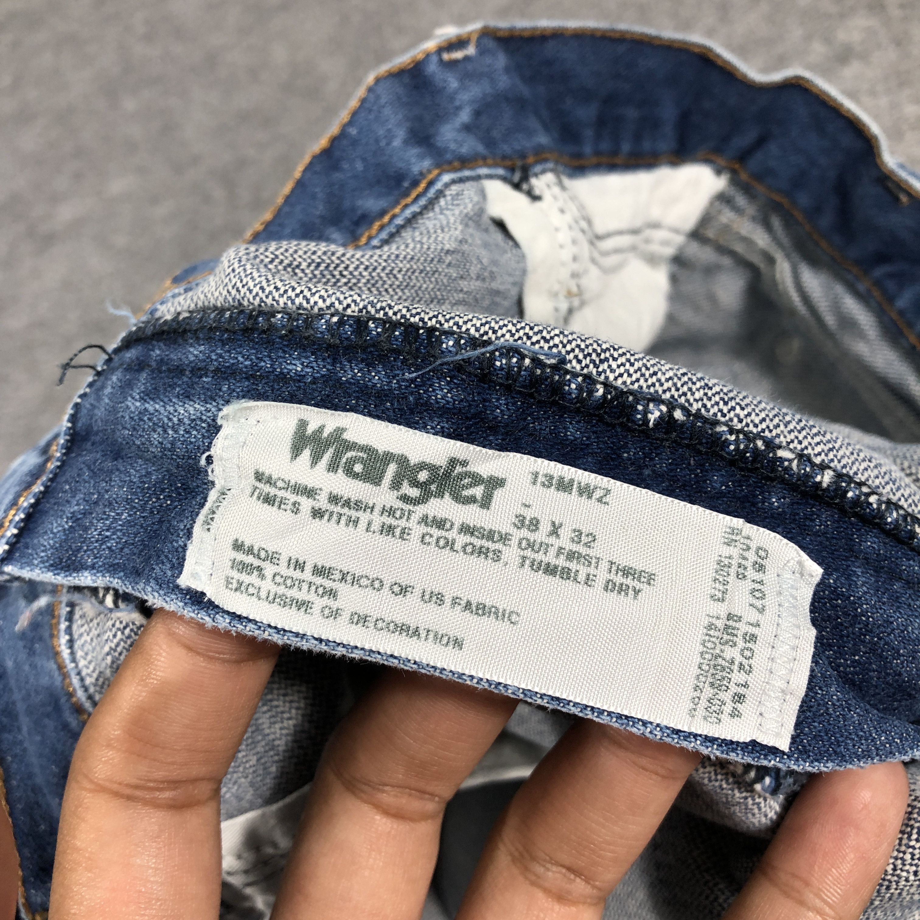Vintage × Wrangler Vintage Wrangler Jeans L945 Size US 37 - 11 Thumbnail