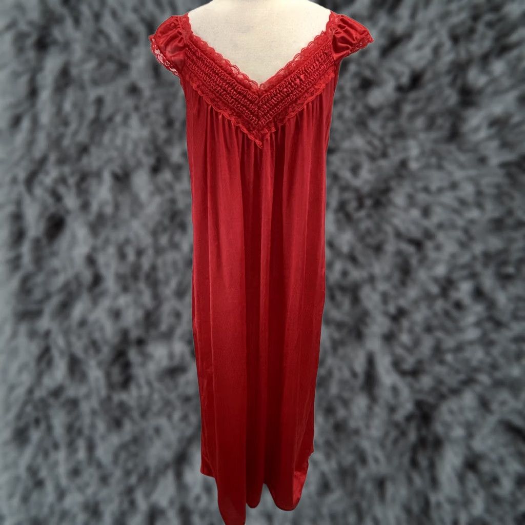 Vintage VINTAGE Jill Andrea Nylon Nightgown Womens L Red Lace Trim Long Made USA 70s Sleepwear Size ONE SIZE - 1 Thumbnail