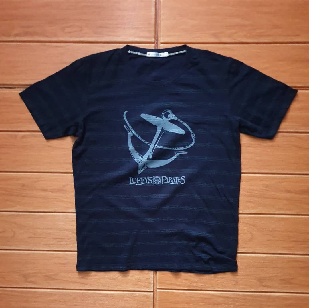 One Piece One Piece x Uniqlo Blue Navy Japanese anime Shirt Size US M / EU 48-50 / 2 - 1 Thumbnail