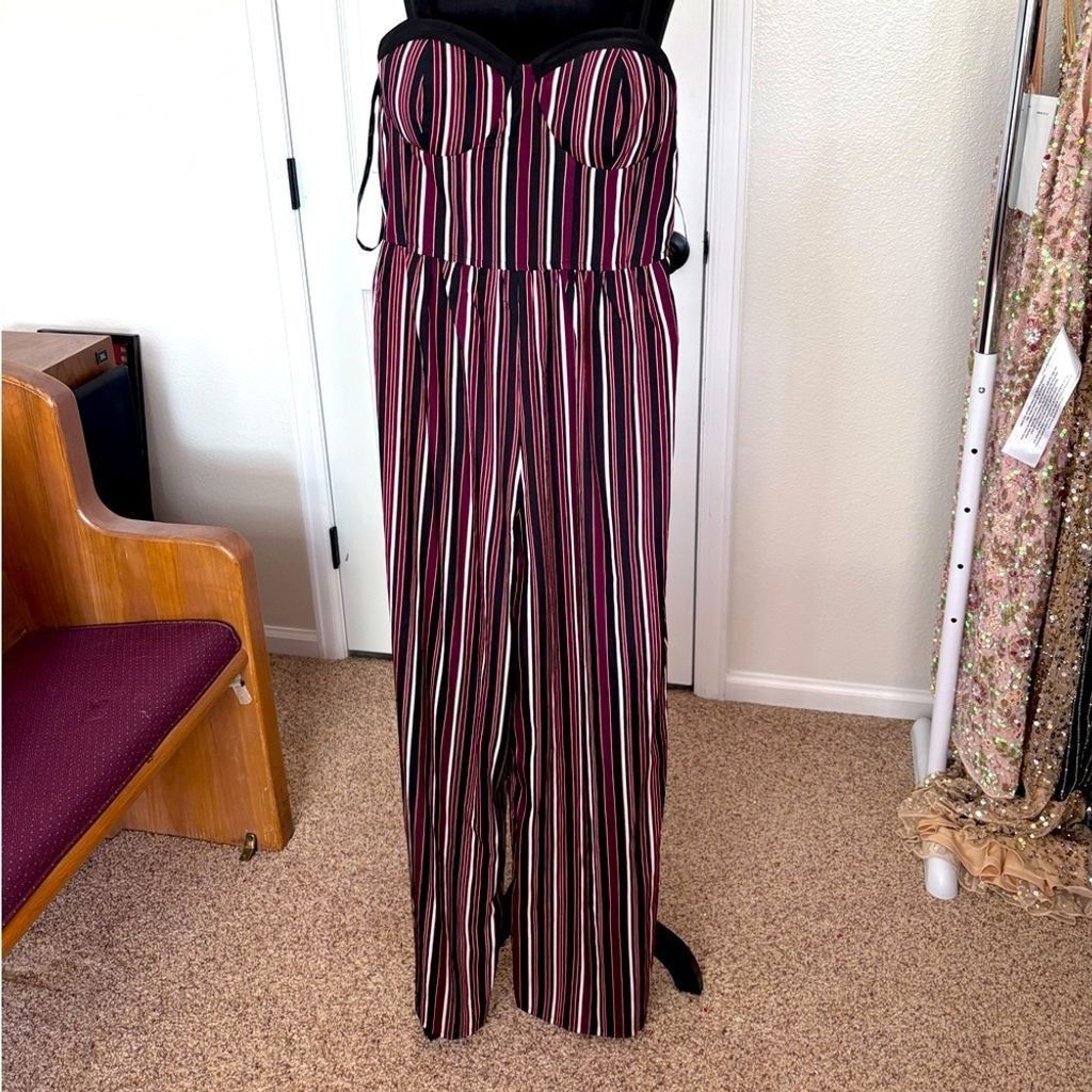 Other BOG PINSTRIPE JUMPSUIT M NWT Size 26" / US 2 / IT 38 - 1 Thumbnail