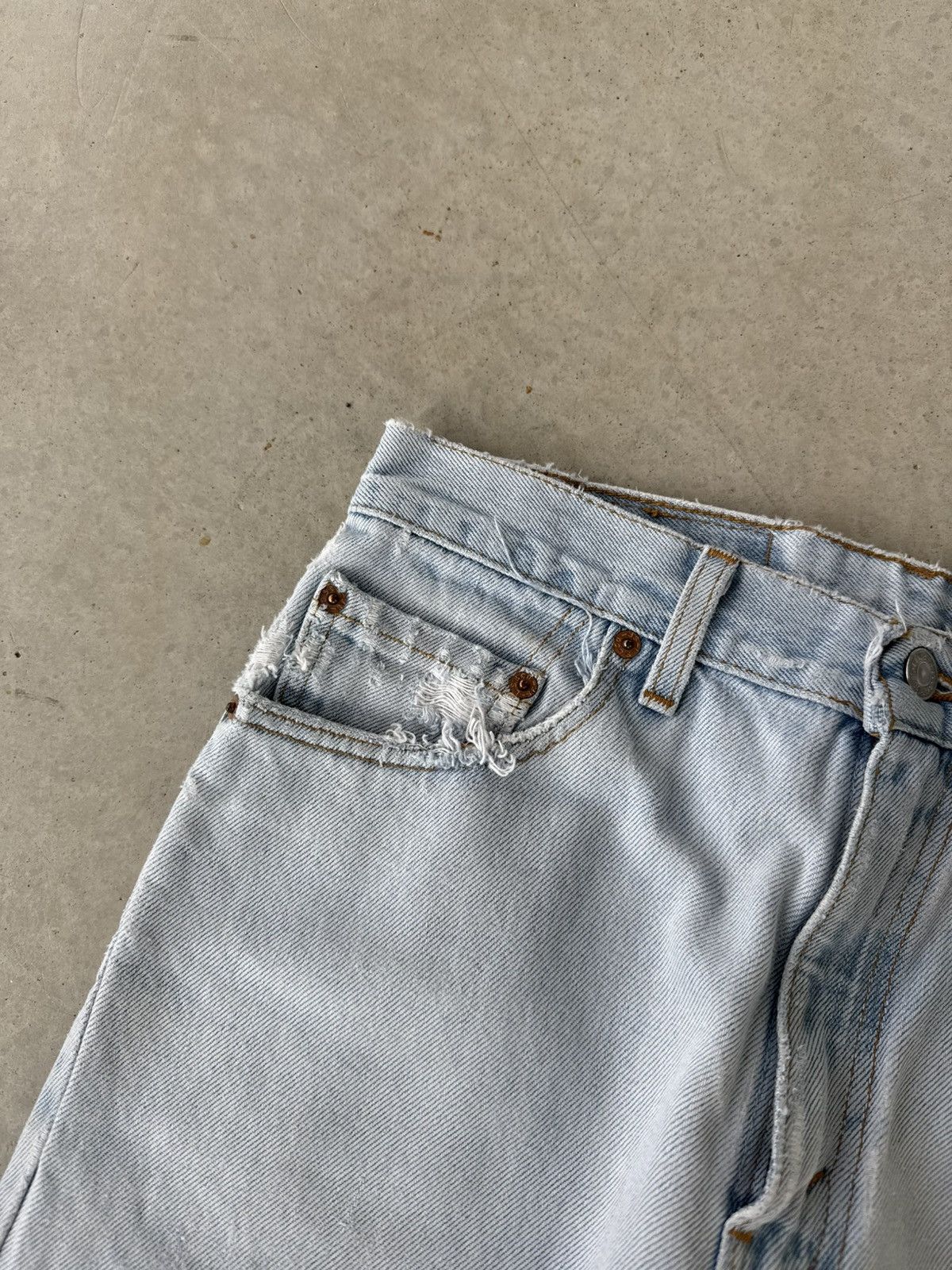 Levi's × Vintage Vintage 1980s Levi’s 505 Patchwork Denim Jeans Size US 30 / EU 46 - 6 Thumbnail