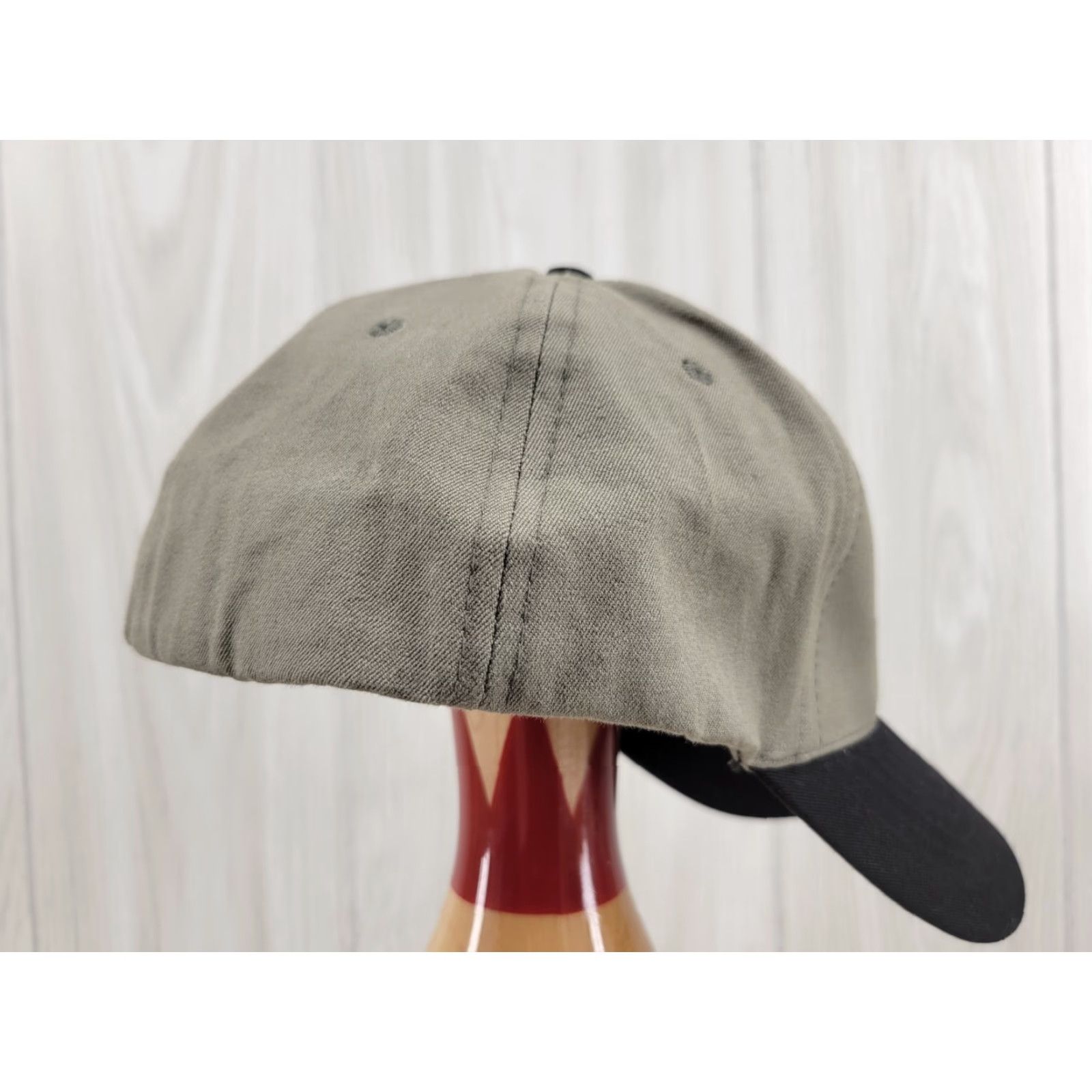 Brandblack Brasfield & Gorrie Gray and Black Adjustable Baseball Cap L/XL Men Logo Canvas Hat Size ONE SIZE - 7 Thumbnail