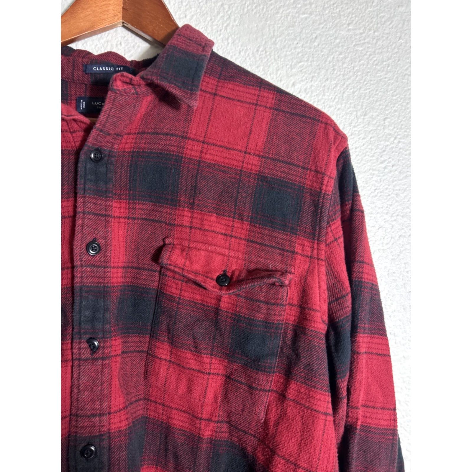 Lucky Brand Lucky Brand Mens XL Classic Fit Flannel Shirt Red Black Plaid Flaws Buttons Size US XL / EU 56 / 4 - 5 Thumbnail