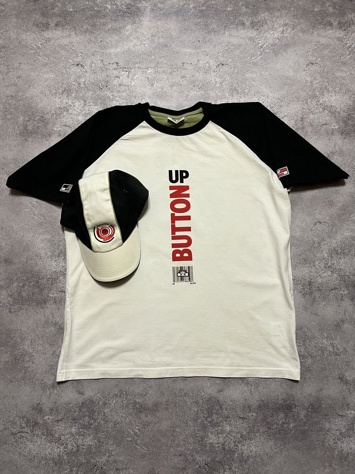 Honda Two Items Jason Button Bar Formula Uno T shirt and cap Size US L / EU 52-54 / 3 - 1 Thumbnail