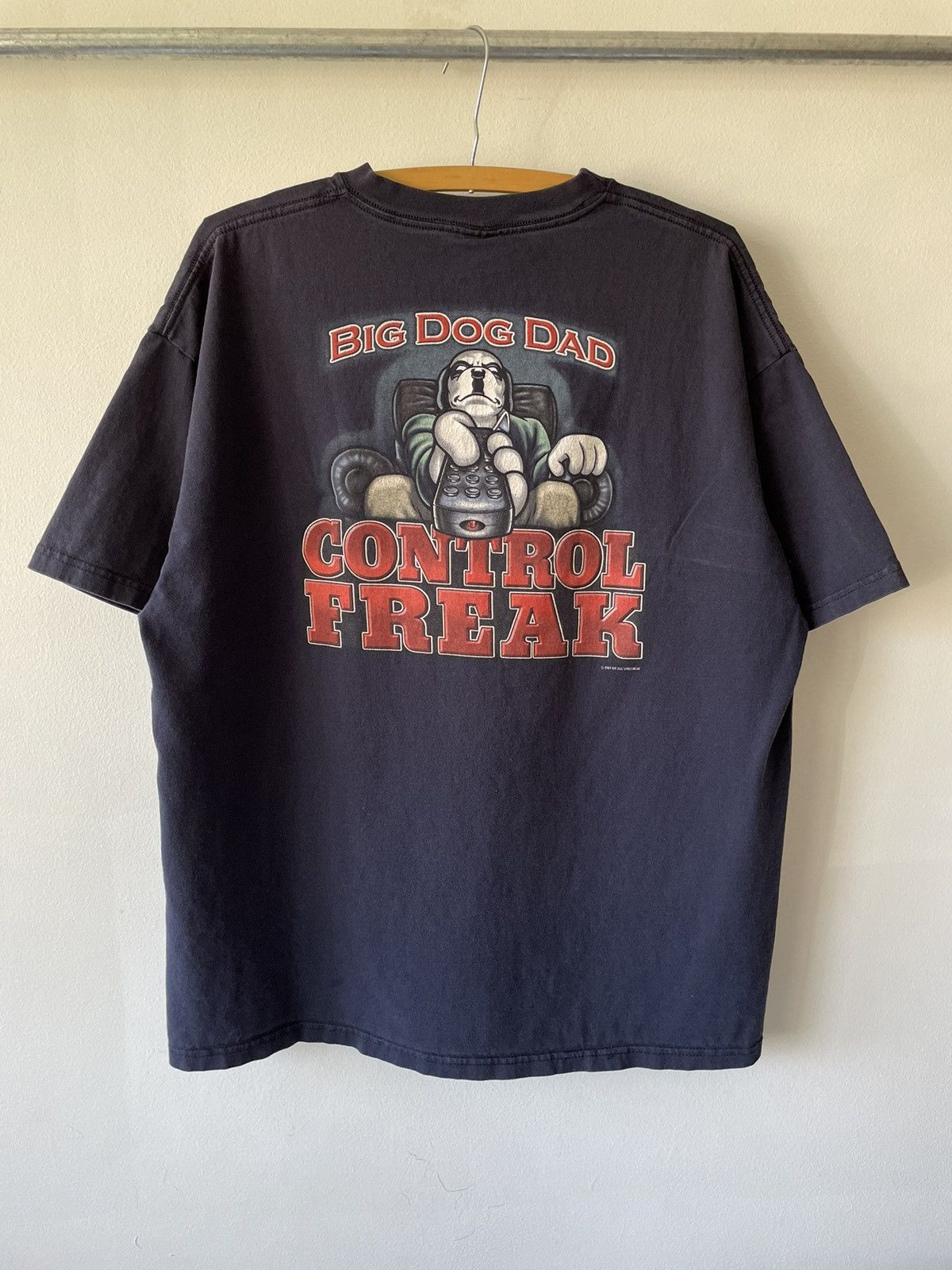 Vintage Vintage 2004 Big Dogs Dad Control Freak tee Size US XL / EU 56 / 4 - 1 Thumbnail