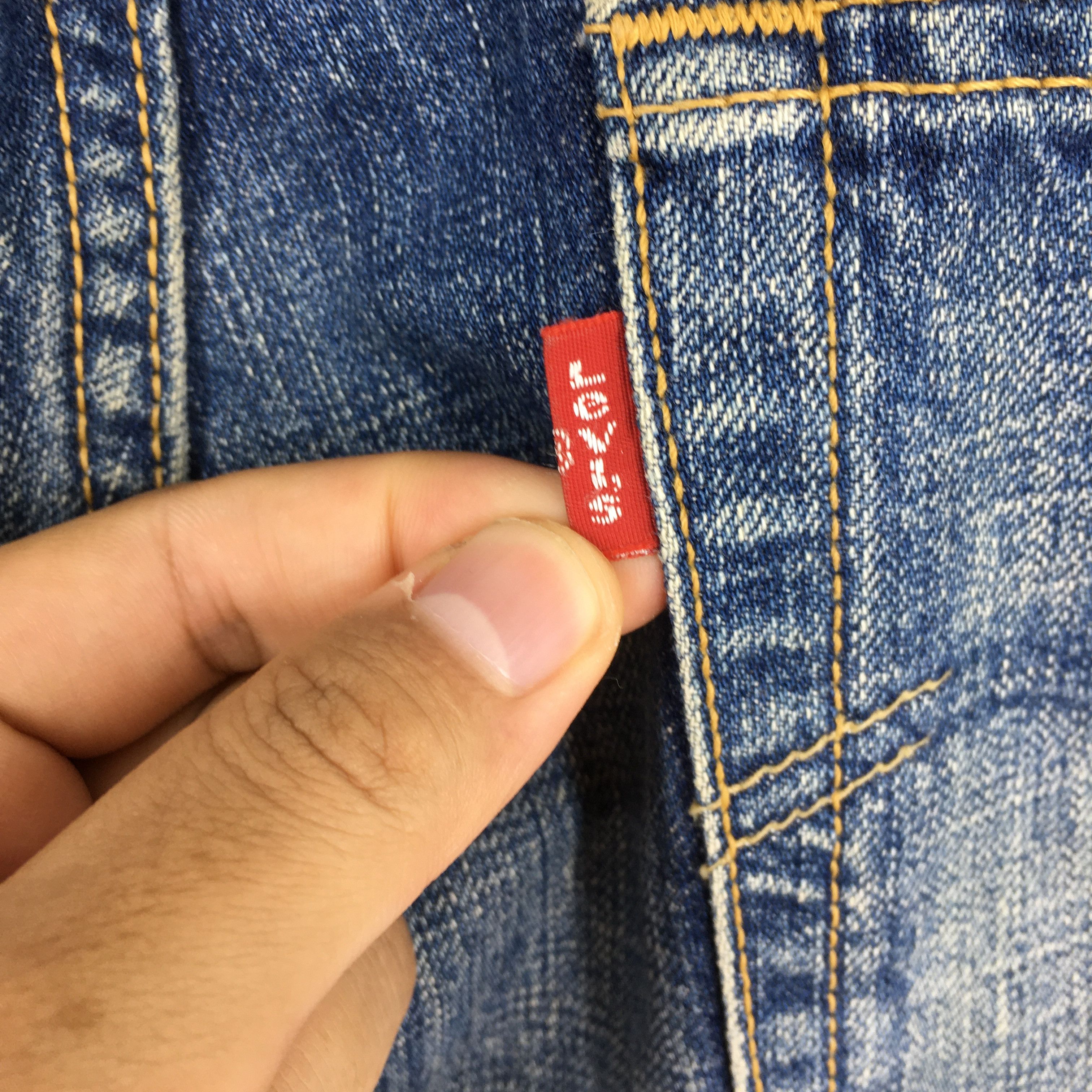 Levi's Size 28x30.5 Vintage 90s Levi's 501 Faded Blue Jeans S1214 Size US 28 / EU 44 - 12 Thumbnail